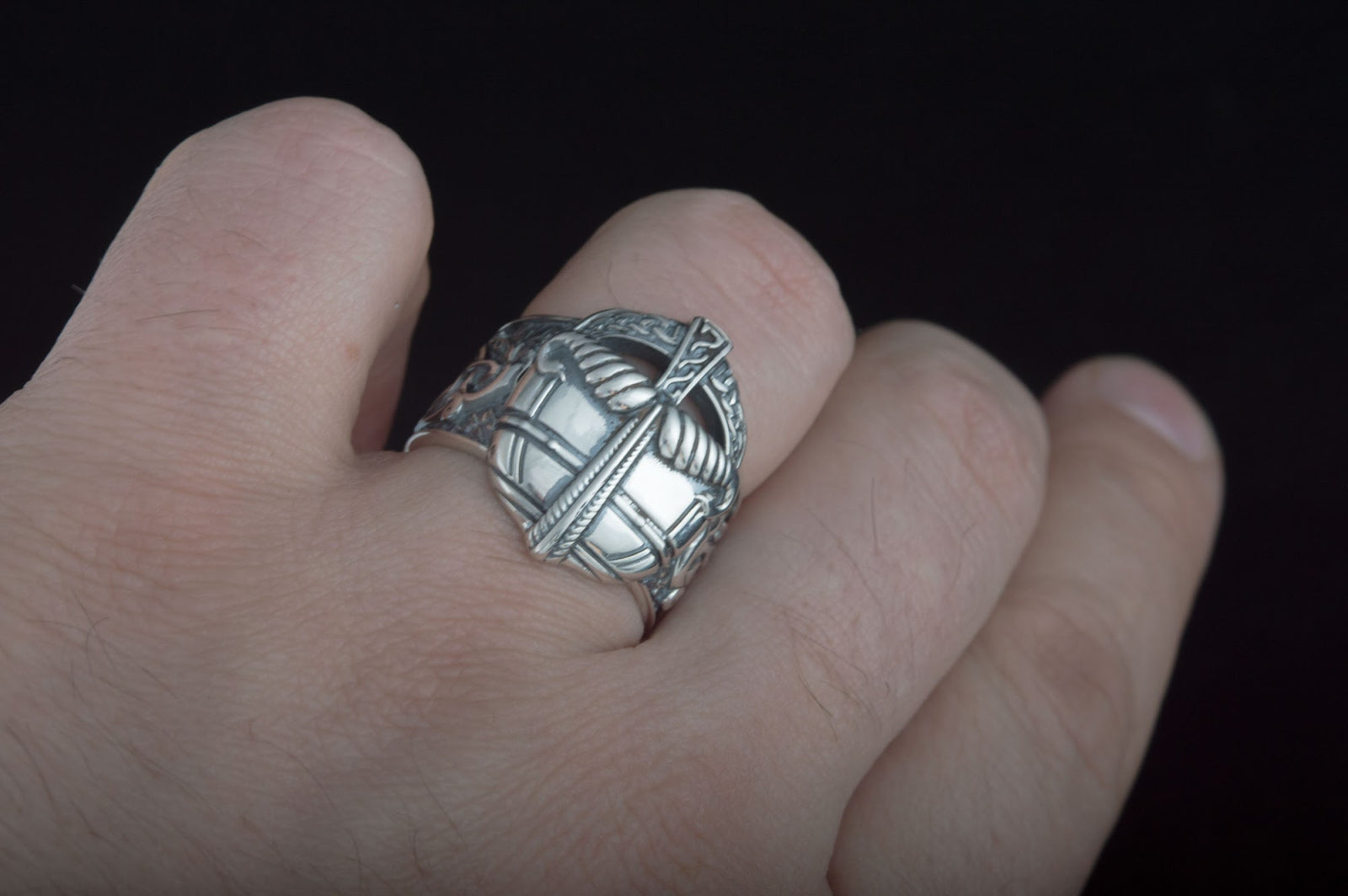 Bague Casque et Ornement Massive — Argent 925