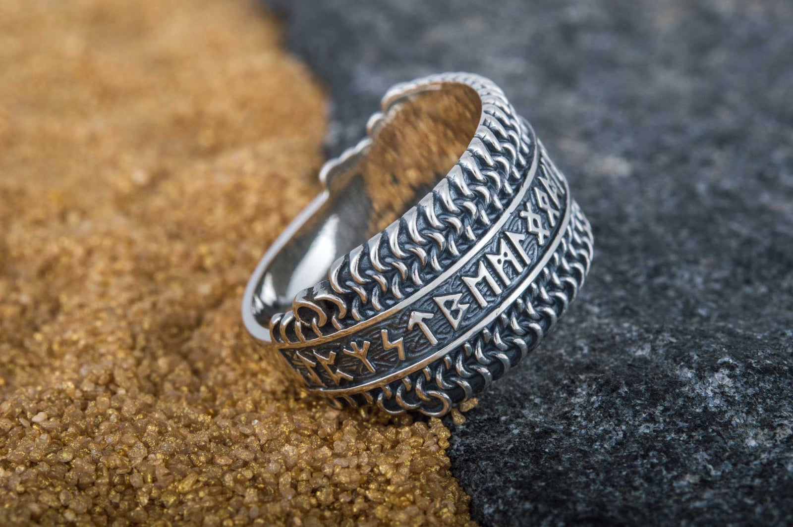 Bague Futhark Ancien et Runes Ivar — Argent 925