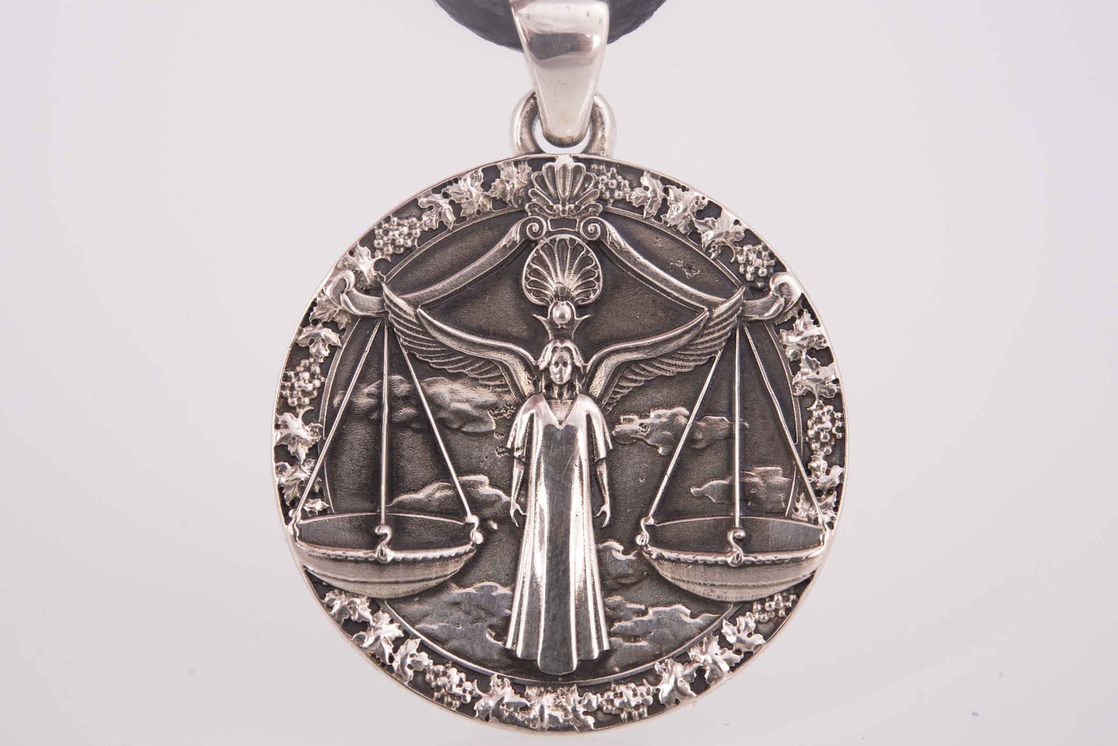 Pendentif Zodiaque Bergthor — Argent 925