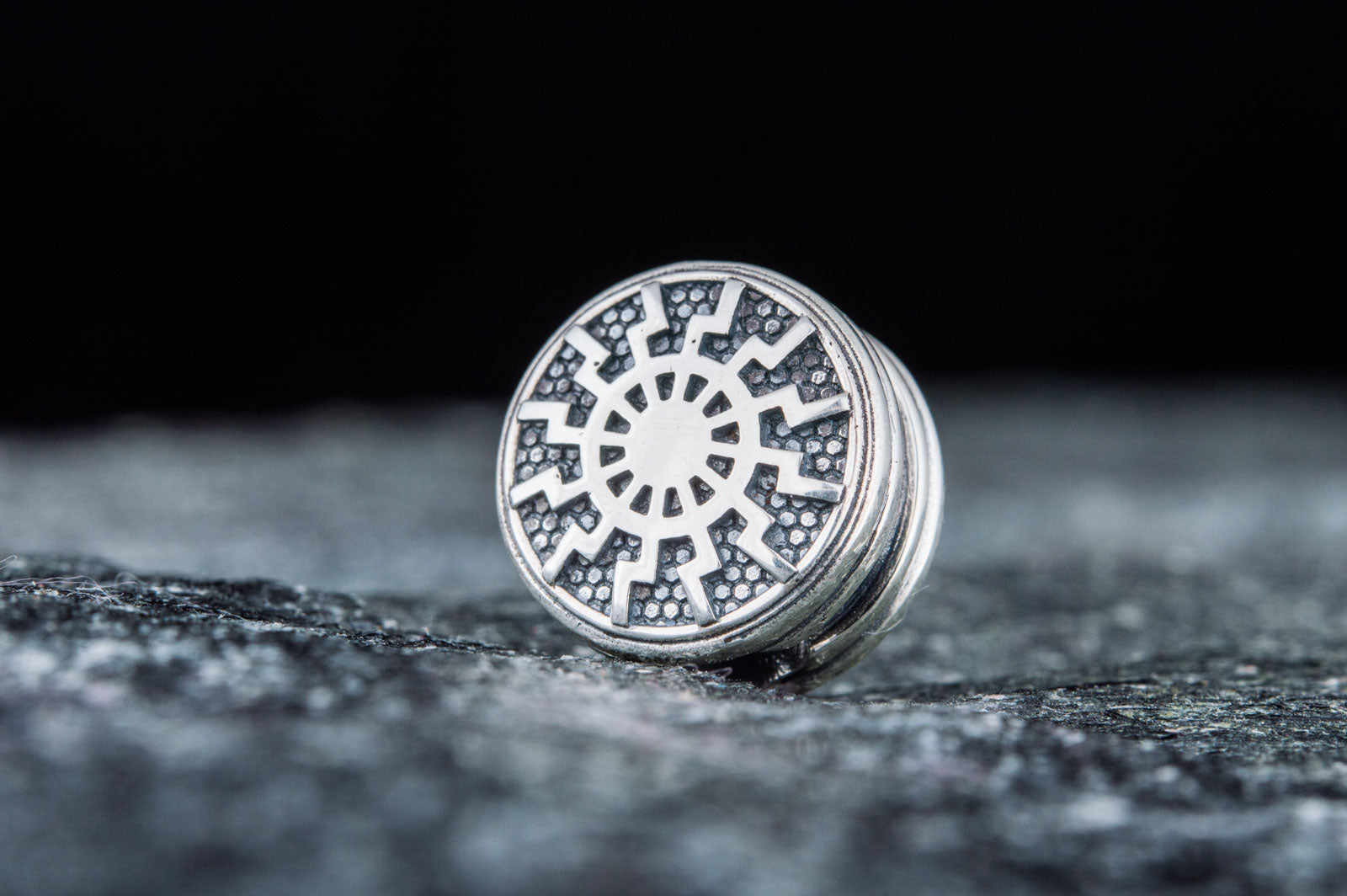 Pendentif Soleil Noir Ragnar — Argent 925