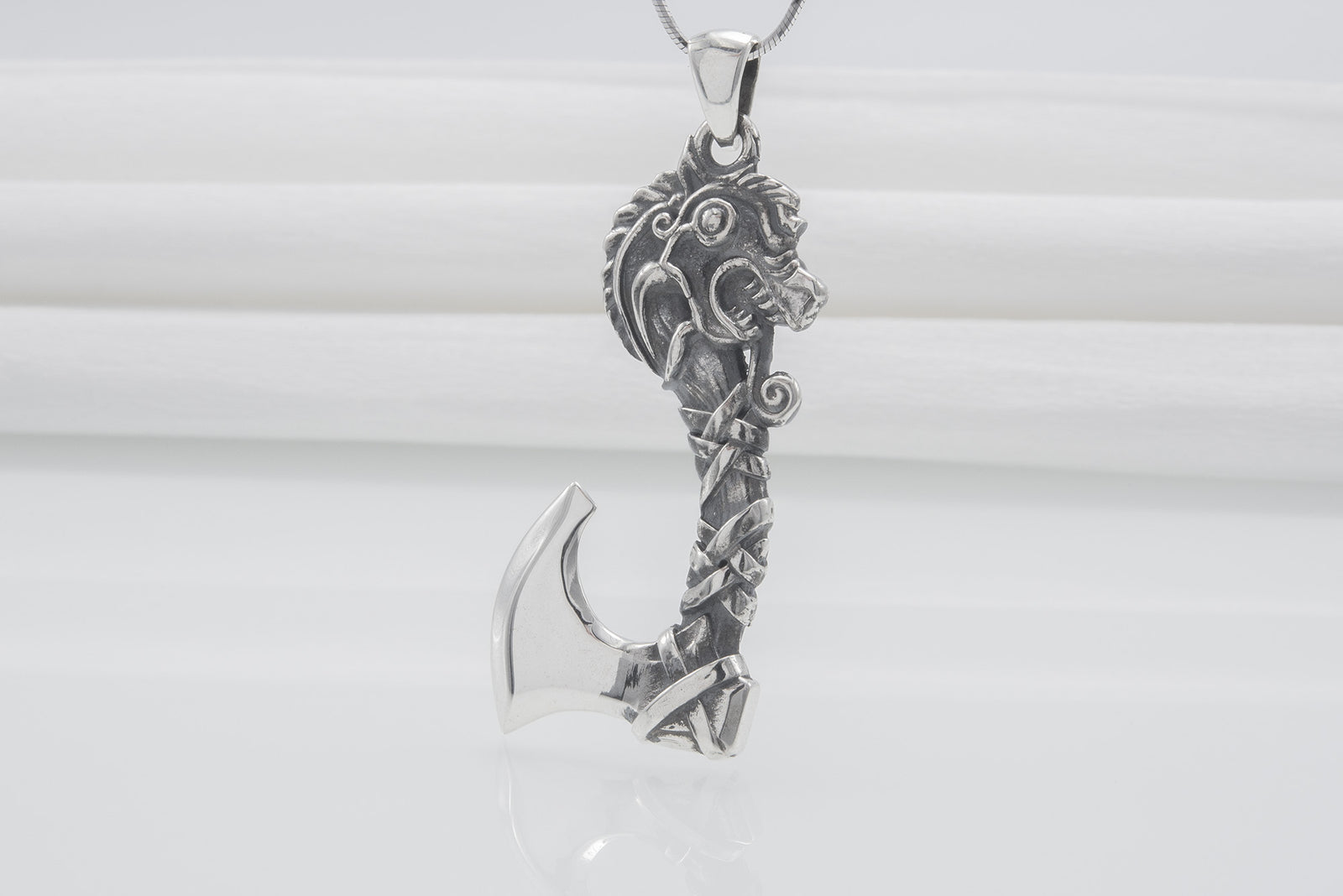 Pendentif Hache et Dragon — Argent 925