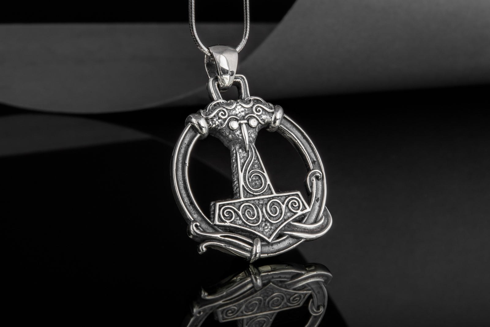 Pendentif Marteau de Thor et Ornement — Argent 925