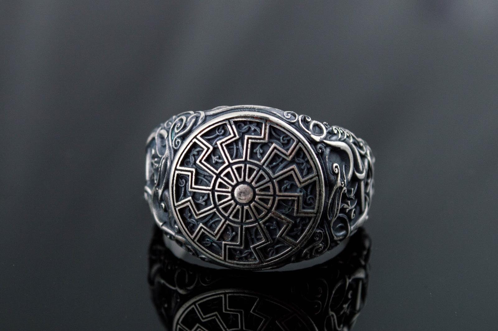 Bague Soleil Noir et Style Urnes Ragnar — Argent 925