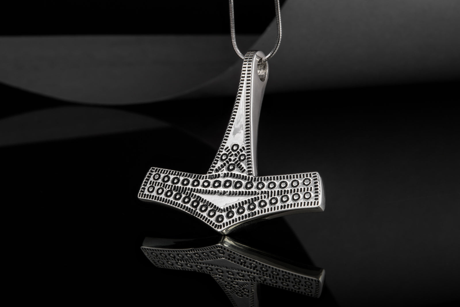 Pendentif Marteau de Thor et Mjölnir Alva — Argent 925