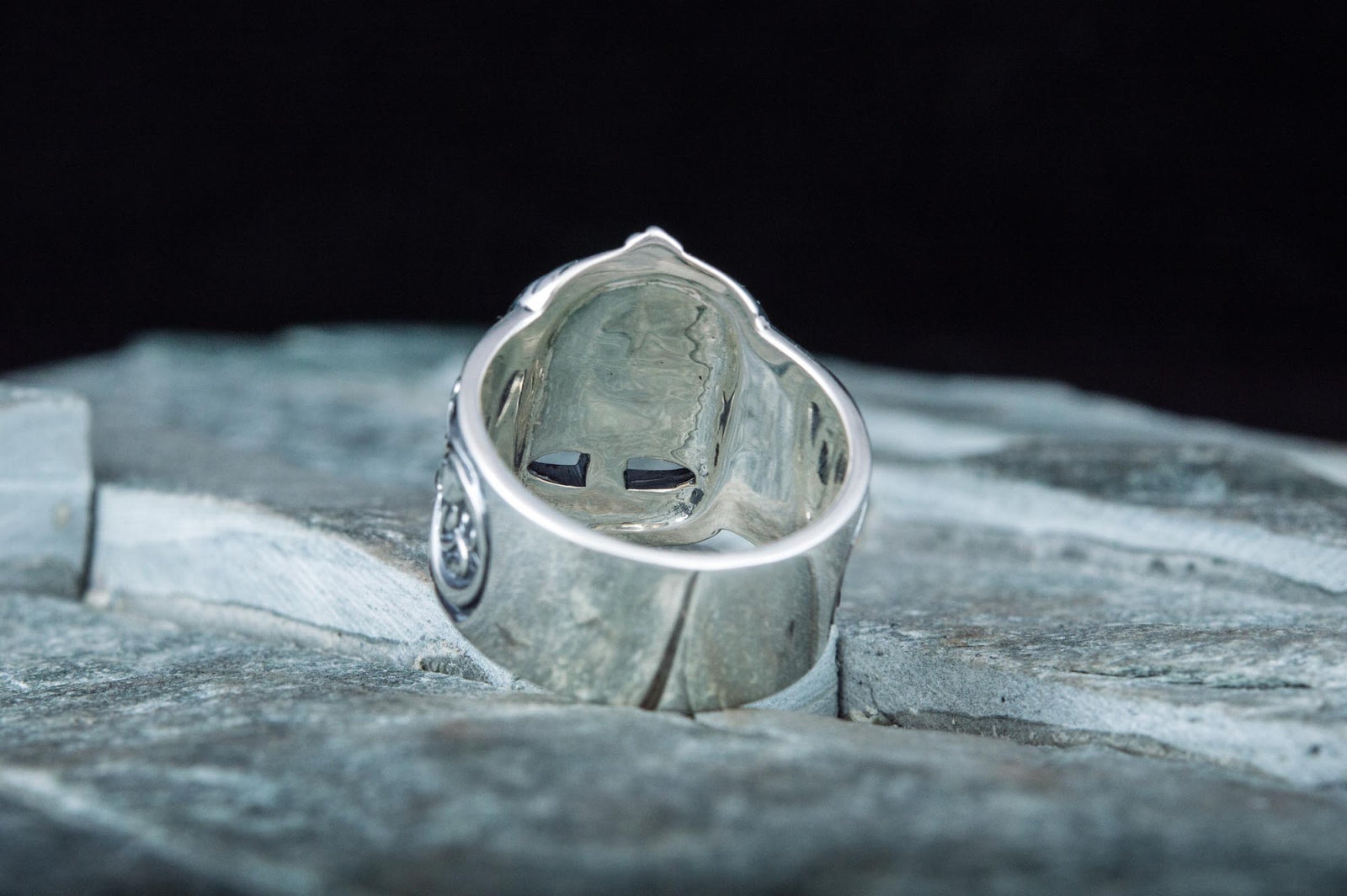 Bague Casque et Ornement Massive — Argent 925