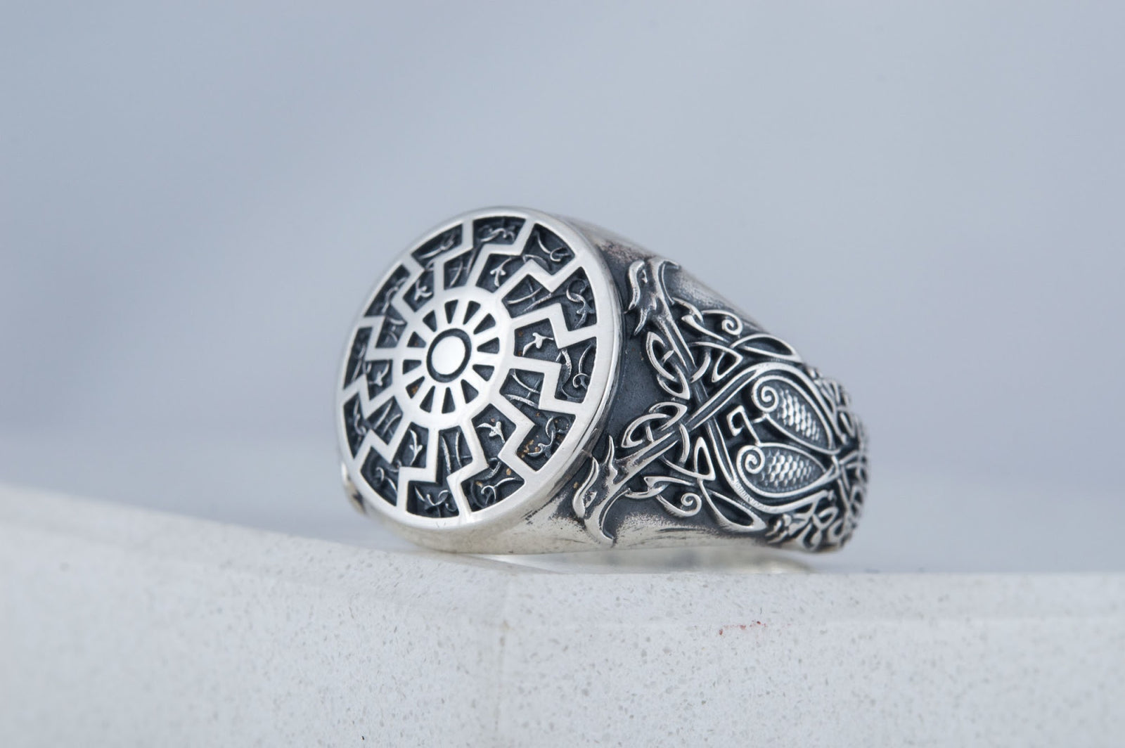 Bague Soleil Noir et Ornement — Argent 925