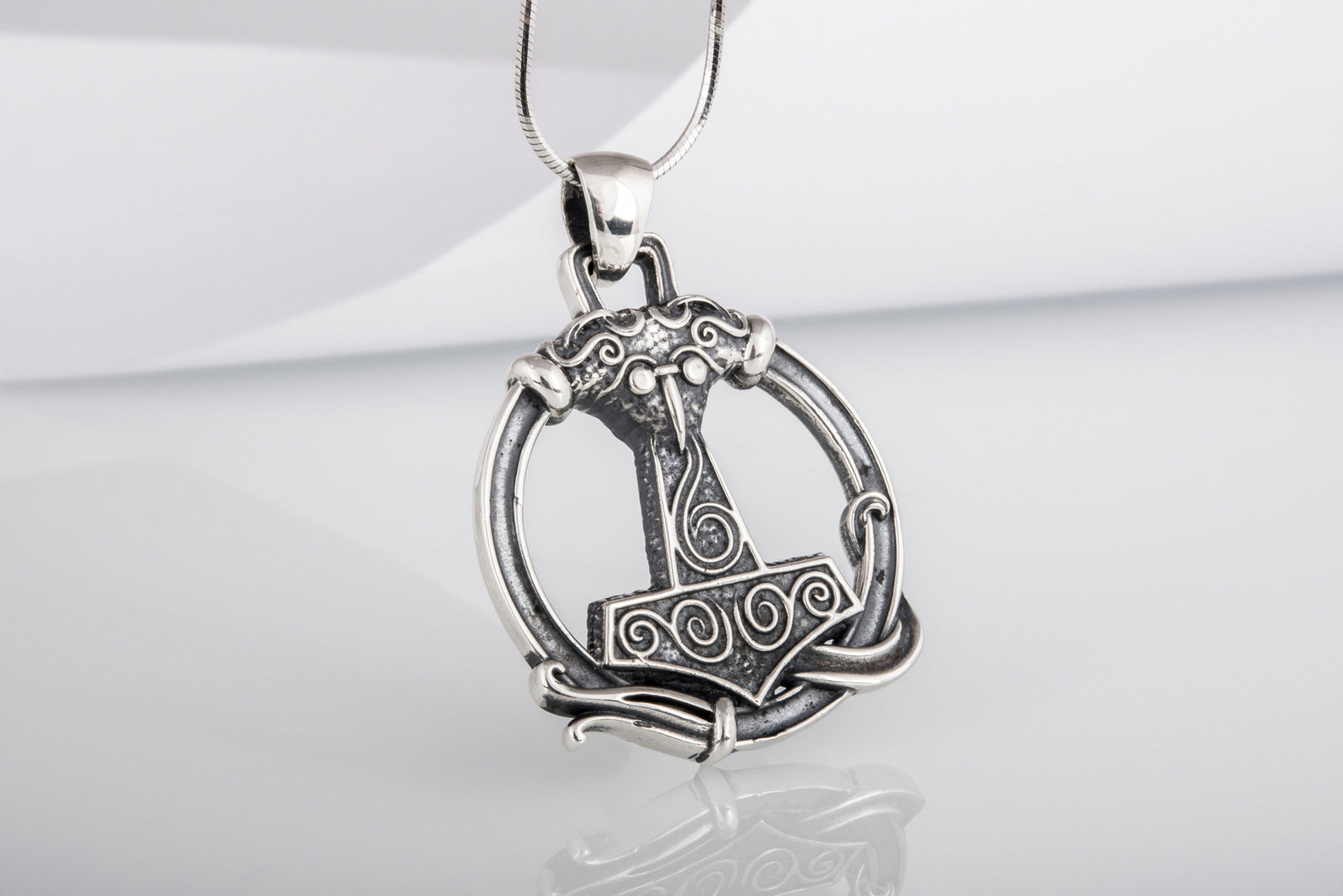 Pendentif Marteau de Thor et Ornement — Argent 925