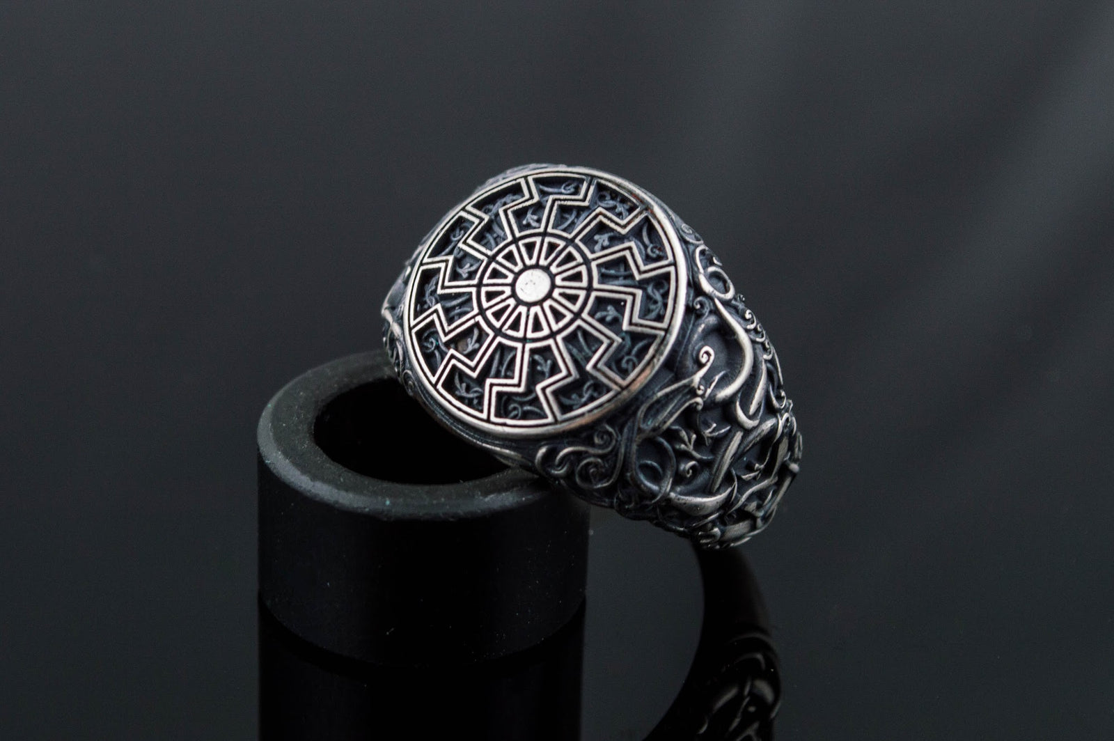 Bague Soleil Noir et Style Urnes Ragnar — Argent 925