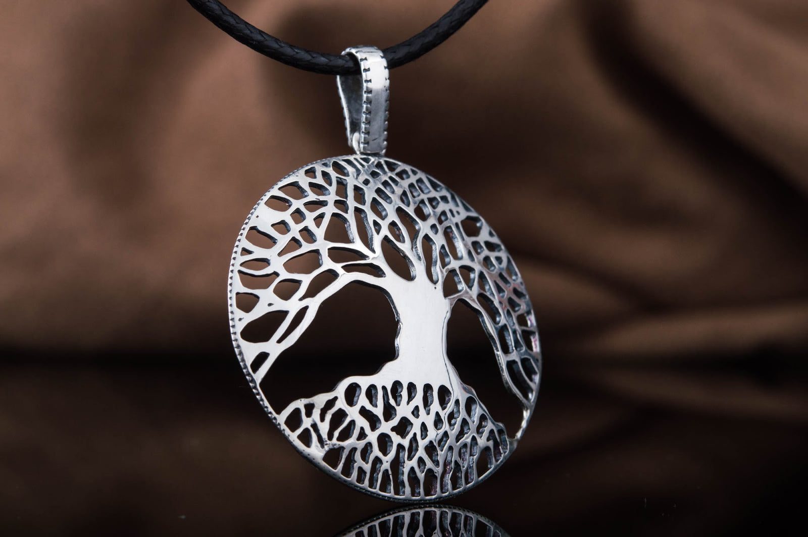 Pendentif Yggdrasil et Arbre Viking — Argent 925