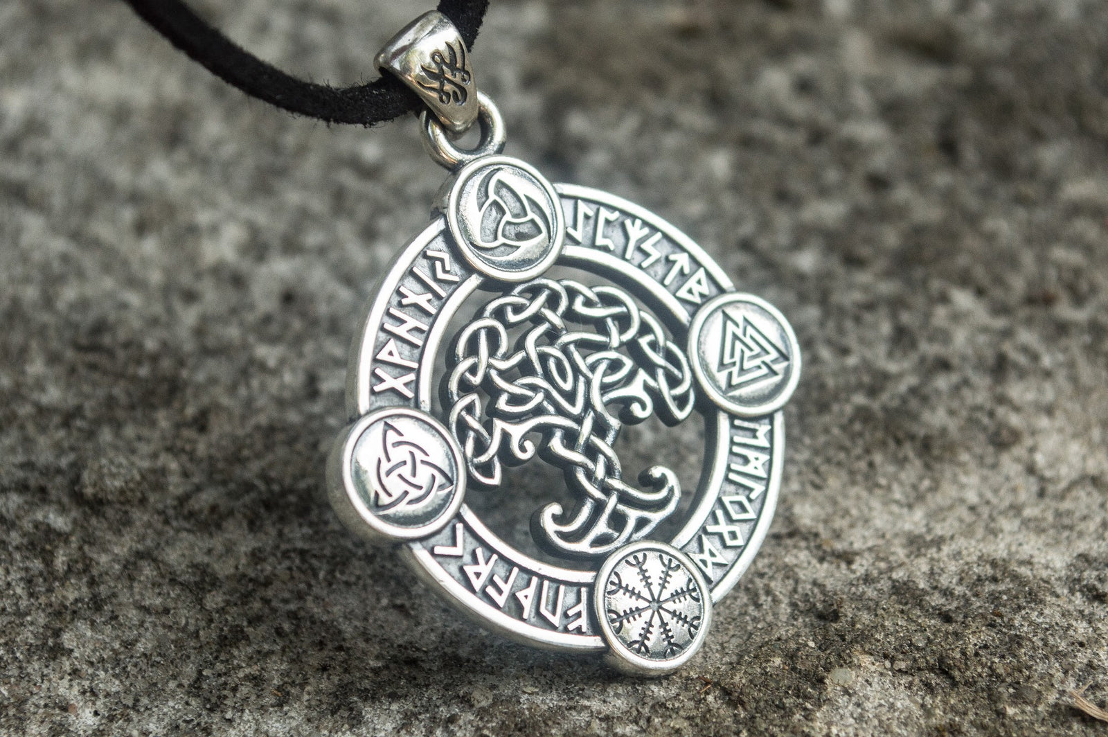 Pendentif Yggdrasil Runique — Argent 925