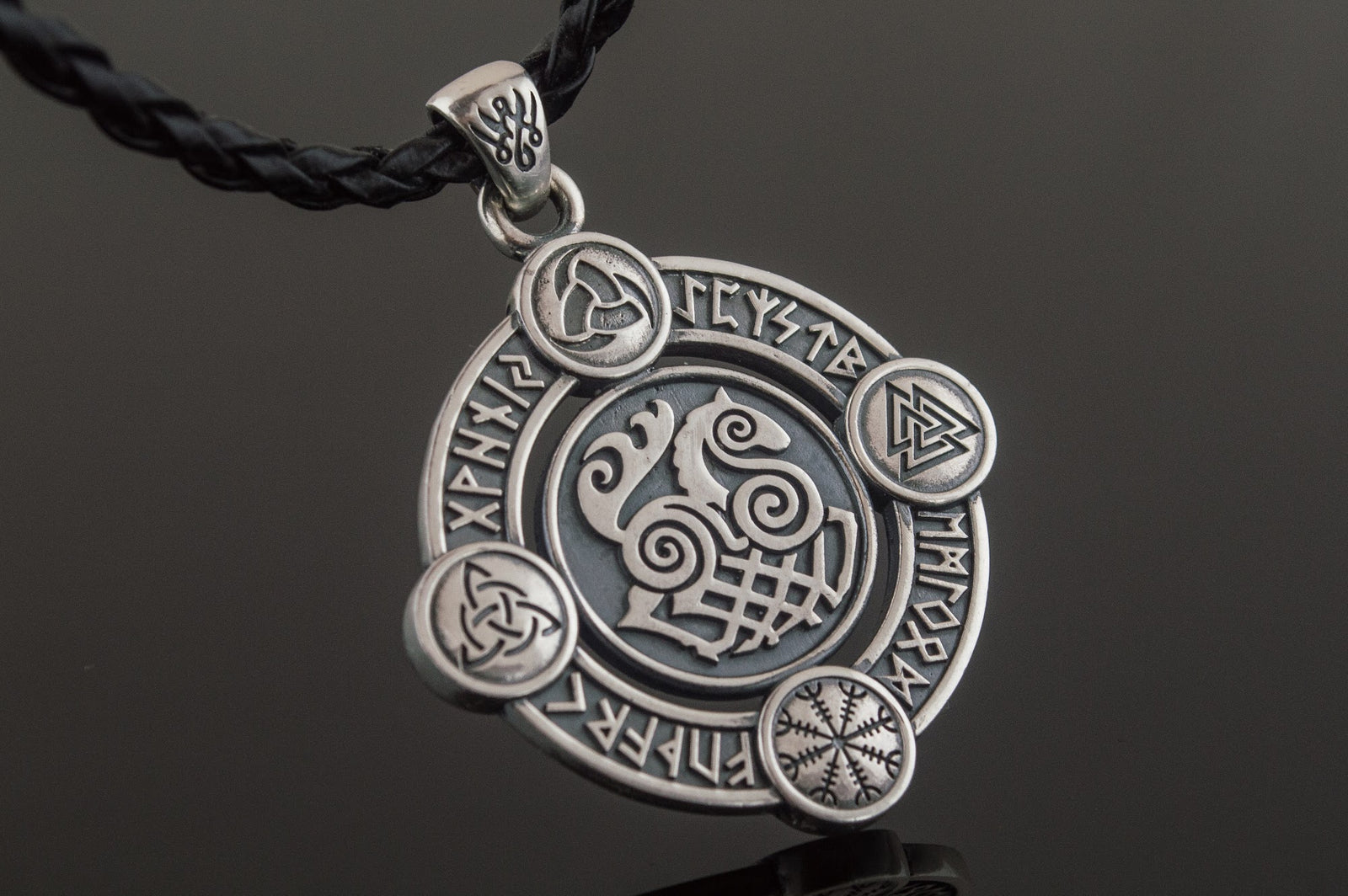 Pendentif Sleipnir Runique — Argent 925