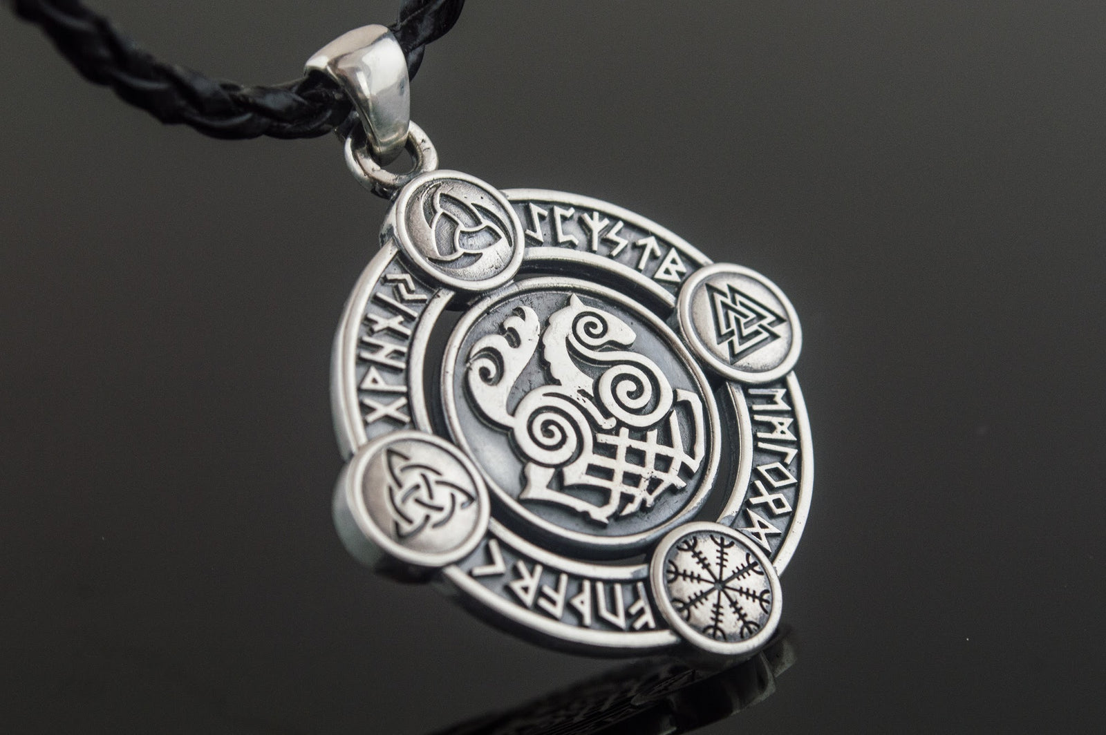 Pendentif Sleipnir Runique — Argent 925