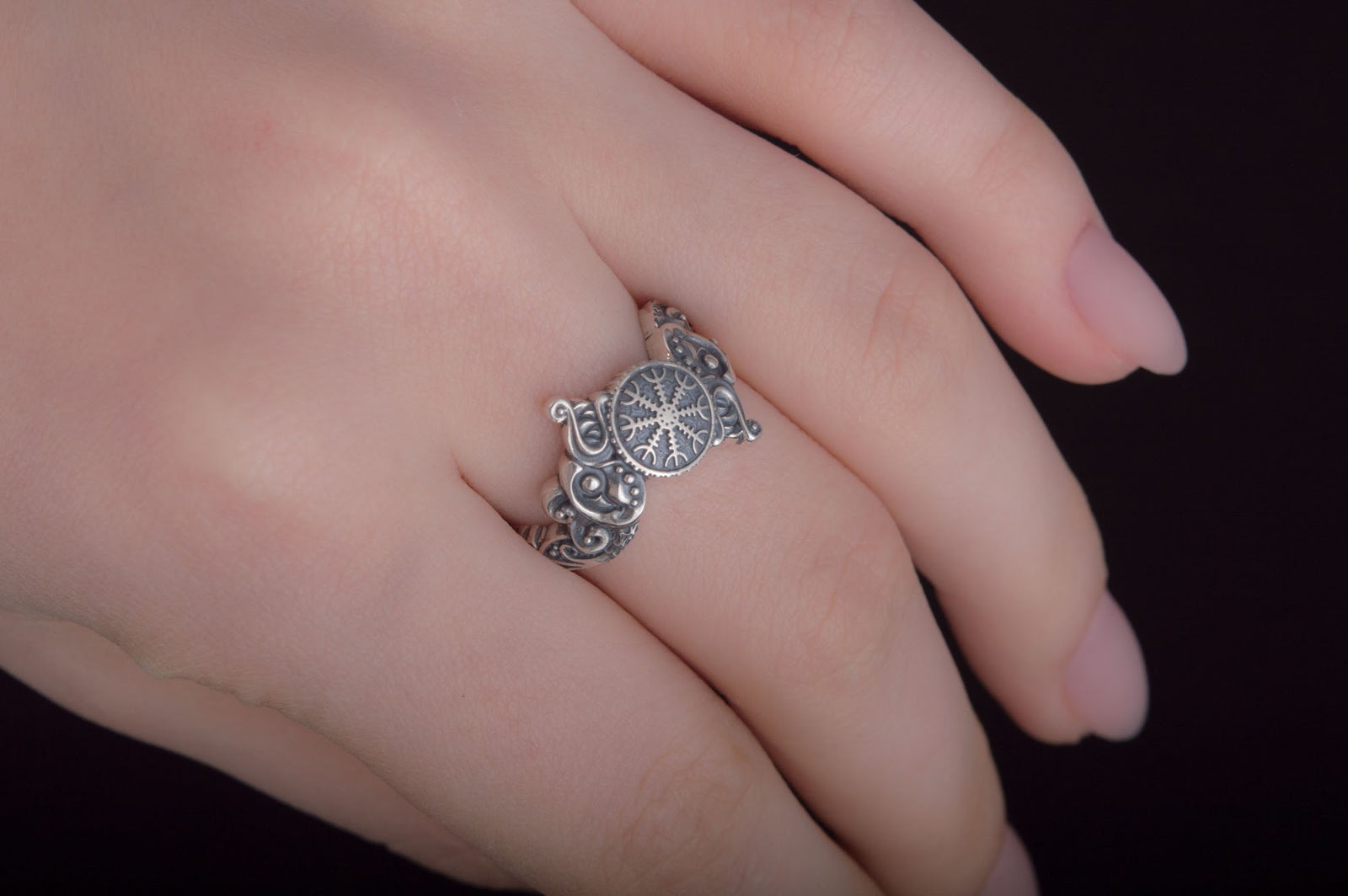 Bague Aegishjalmur et Loup — Argent 925