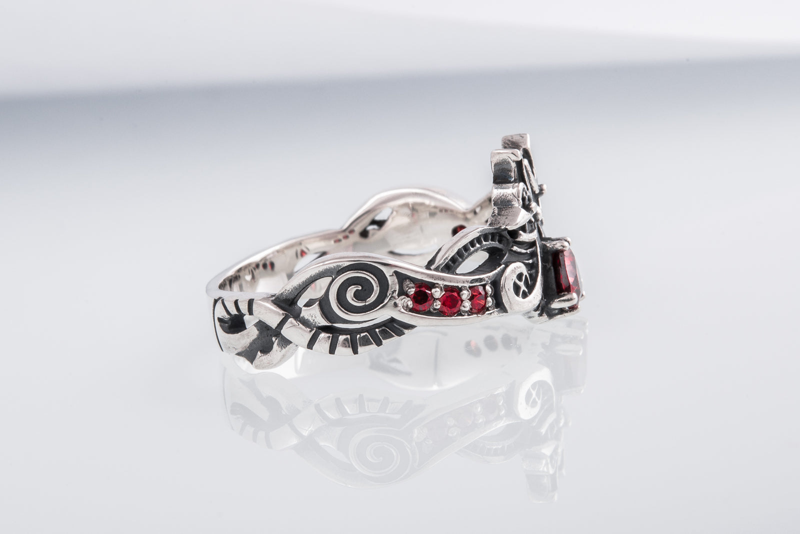 Bague Viking pierre rouge — Argent 925