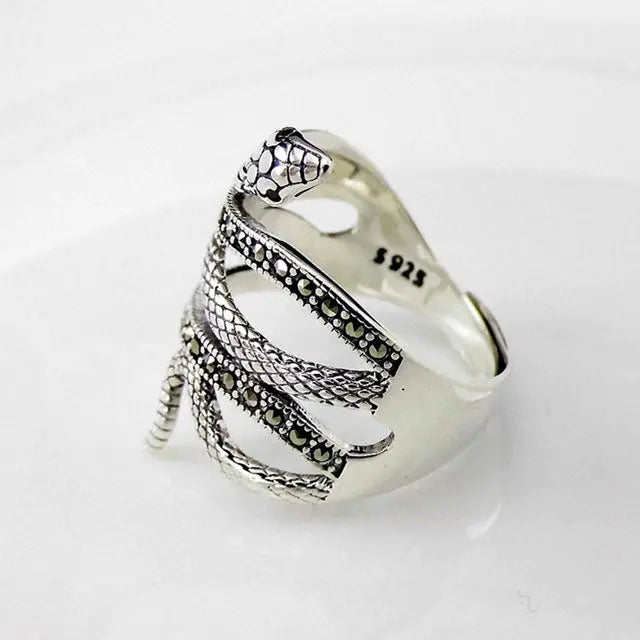 BAGUE SERPENT DOMINANT (ARGENT) - Viking Héritage