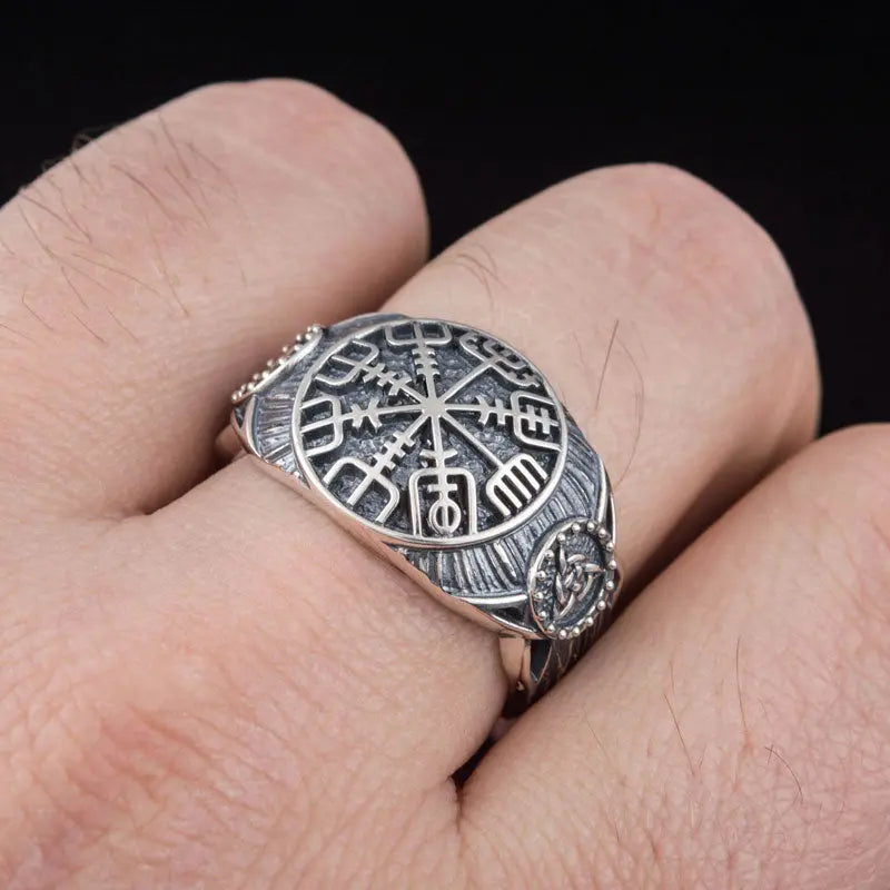 BAGUE VEGVISIR (ARGENT) - Viking Héritage