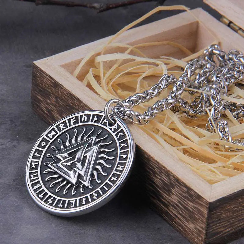 Collier Force du Valknut - Viking Héritage