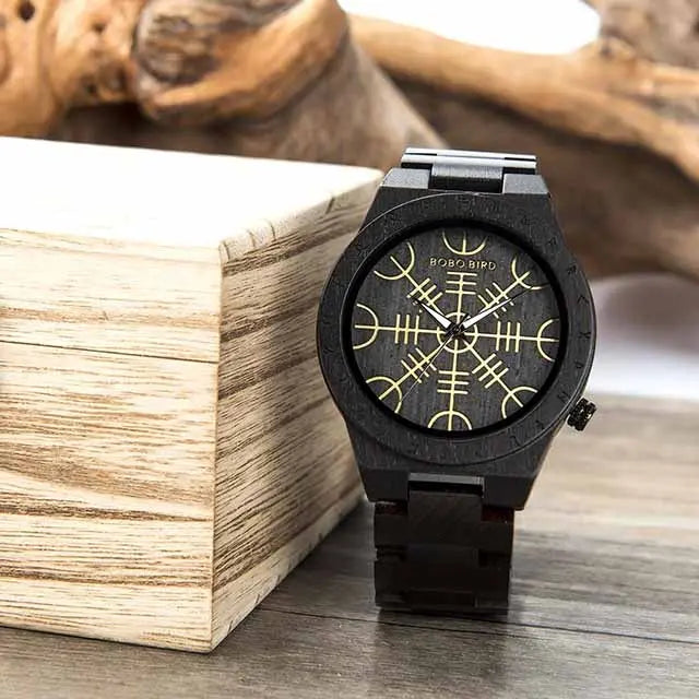 MONTRE EN BOIS ÆGISHJALMUR - RUNES - Viking Héritage