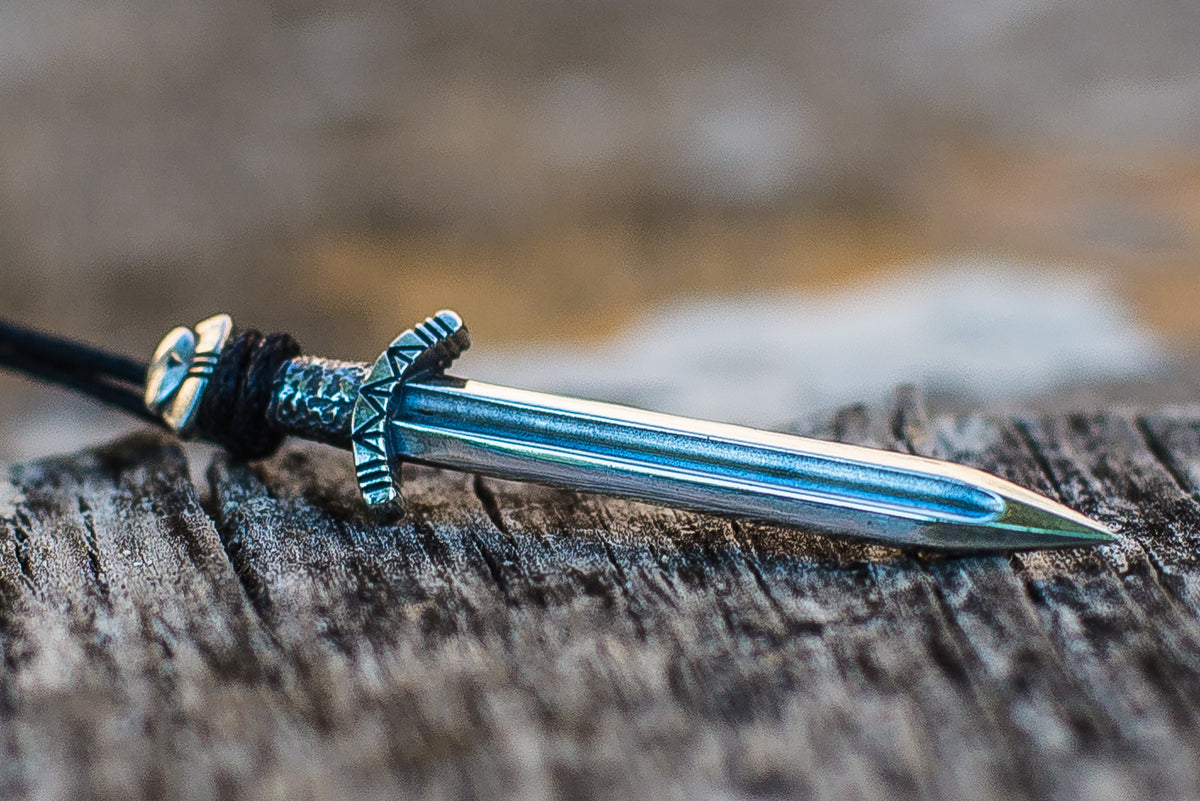 Pendentif Armes Ragnar — Argent 925