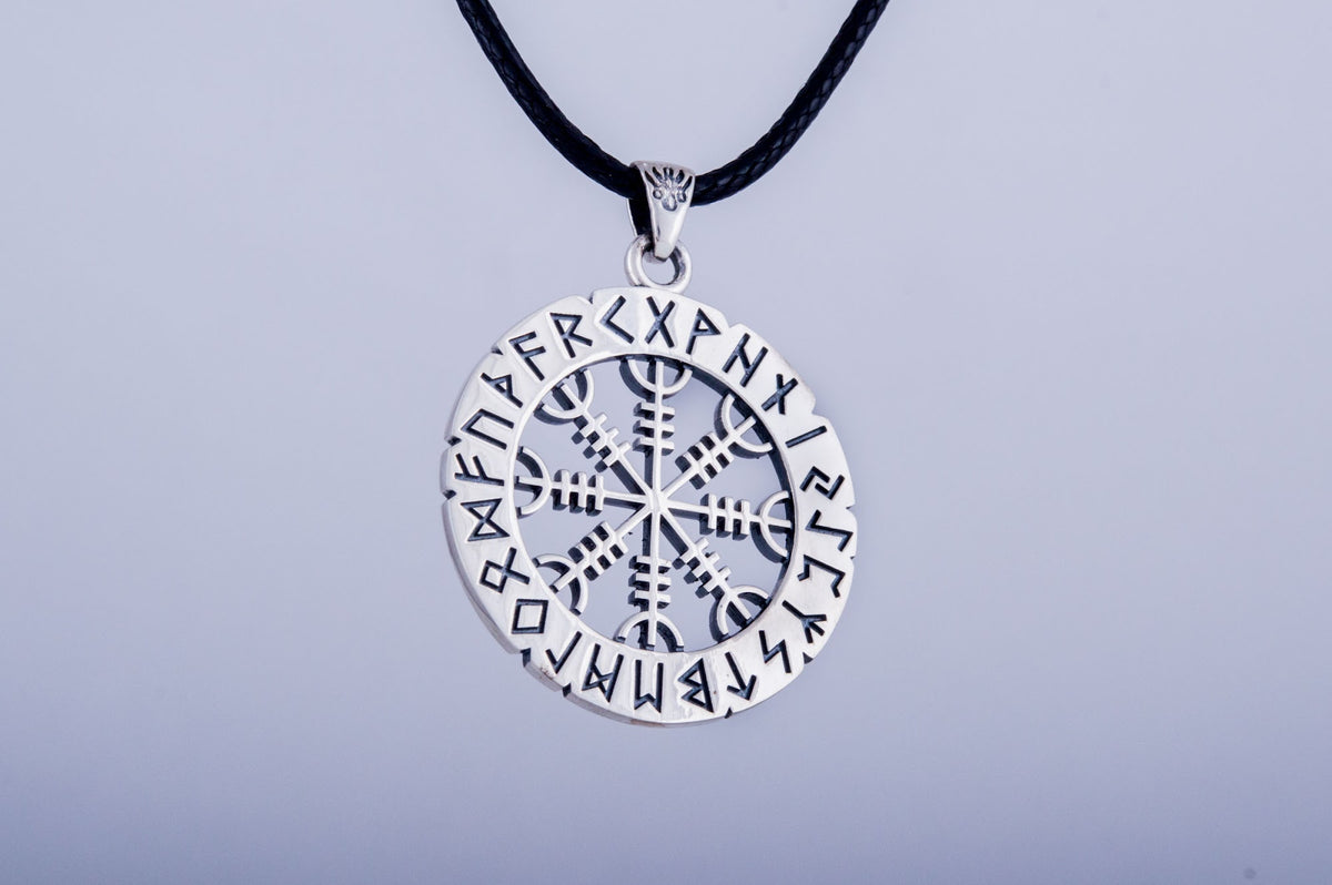 Pendentif Aegishjalmur et Futhark Ancien — Argent 925