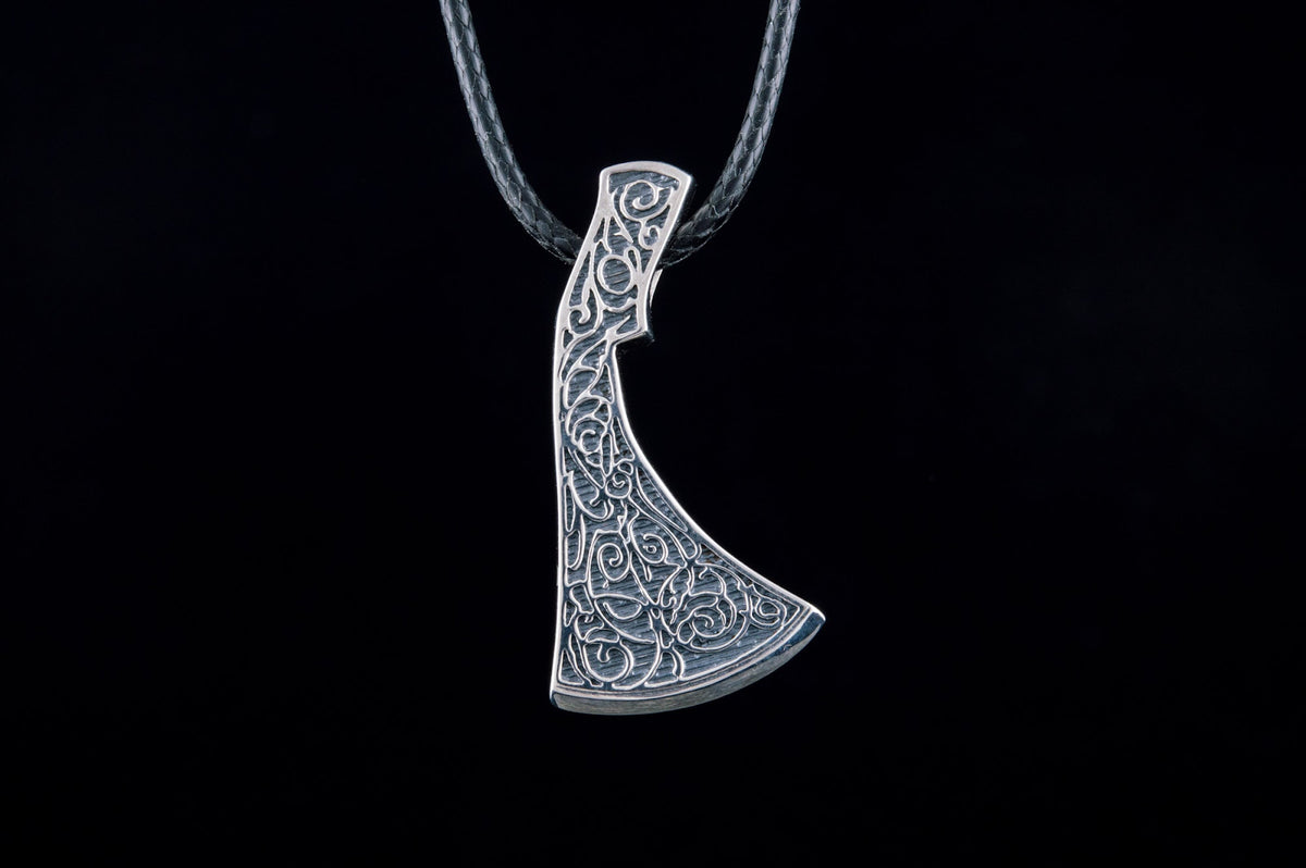 Pendentif Hache et Ornement Arme — Argent 925
