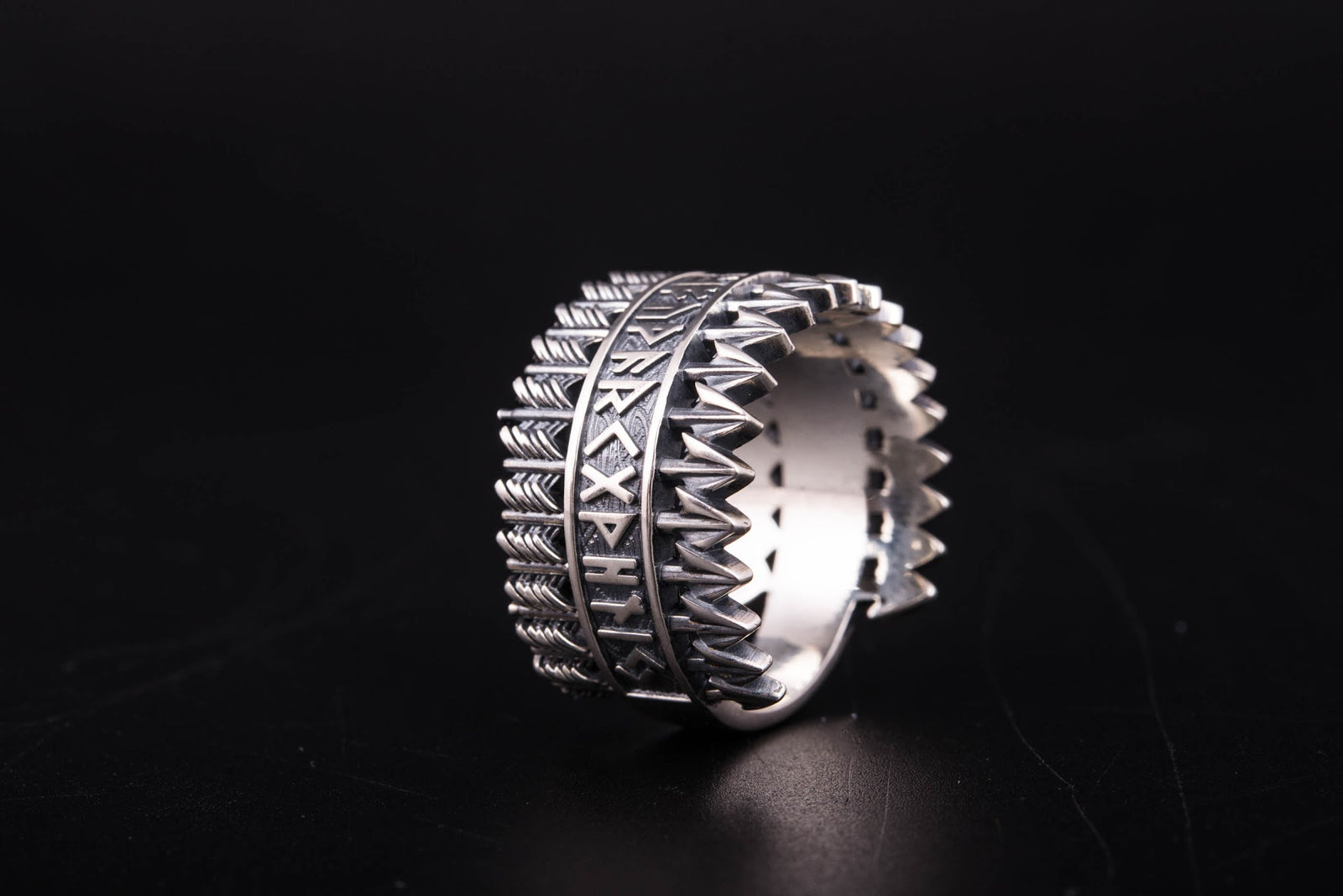 Bague Futhark Ancien et Runes Bjorn — Argent 925