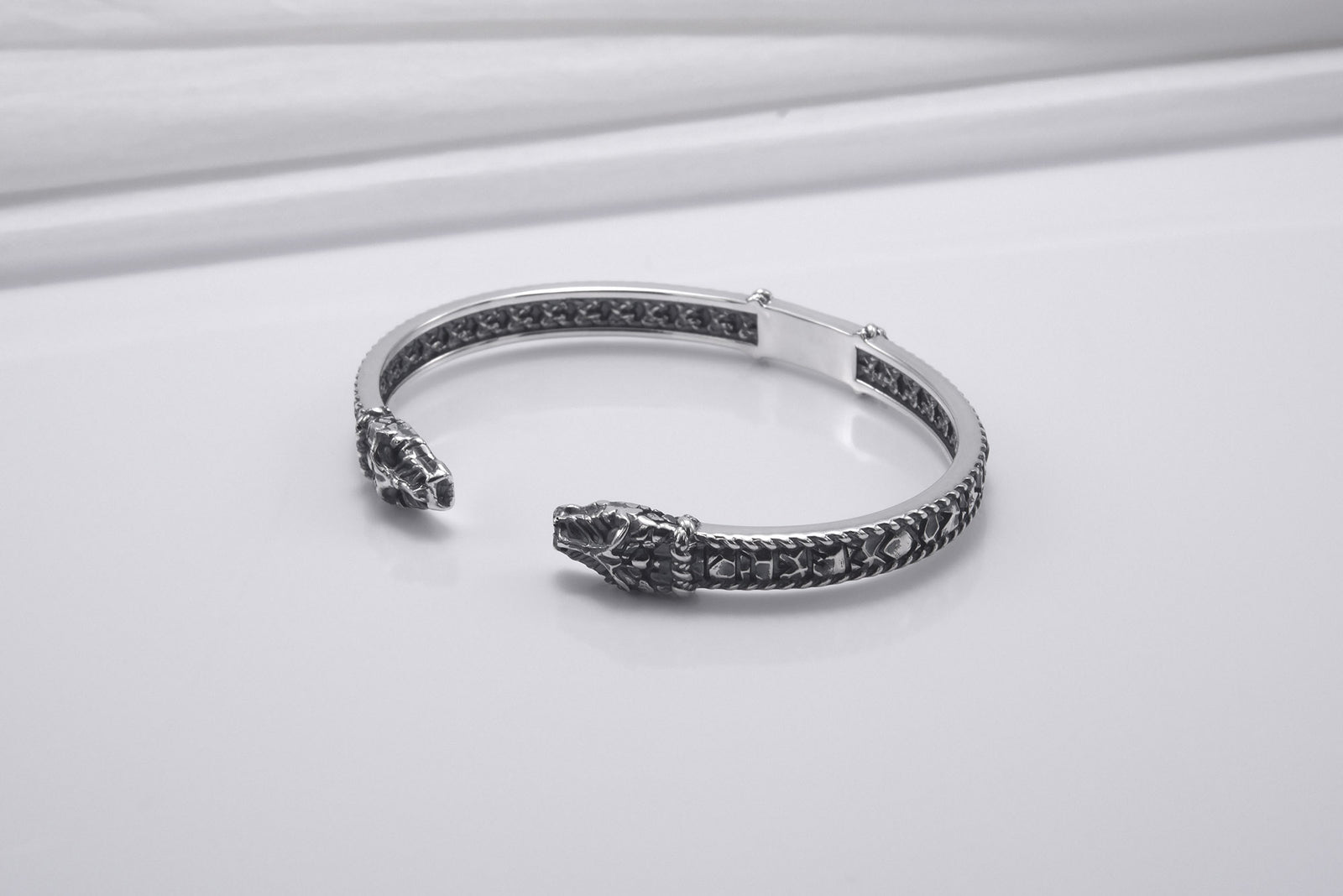 Bracelet Texturé Jörmungand et Futhark Ancien — Argent 925