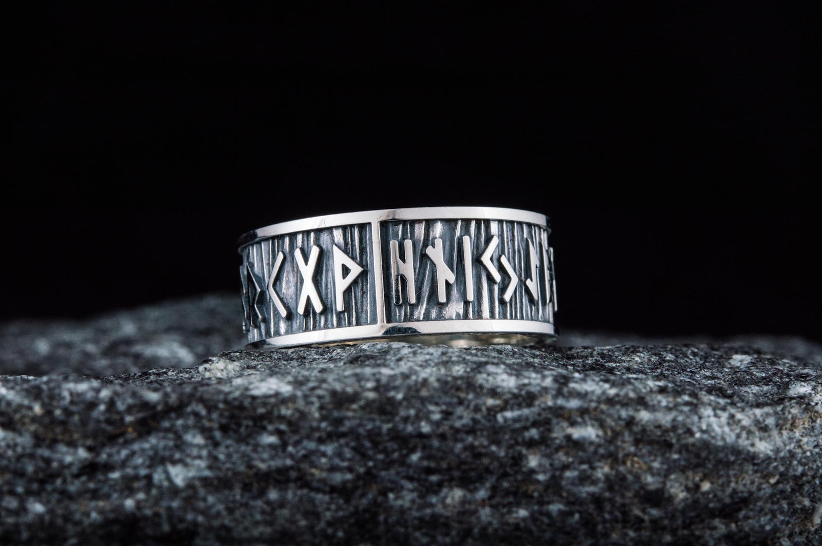 Bague Futhark Ancien et Runes Floki — Argent 925