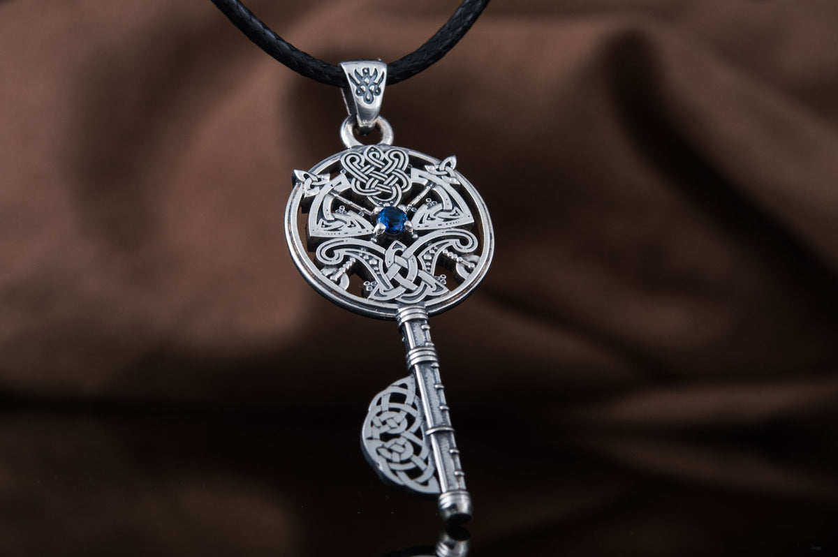 Pendentif Clé et Haches — Argent 925