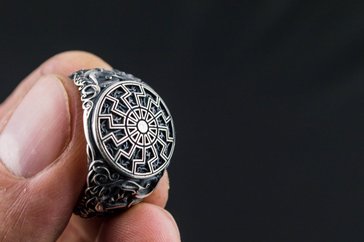 Bague Soleil Noir et Style Urnes Ragnar — Argent 925