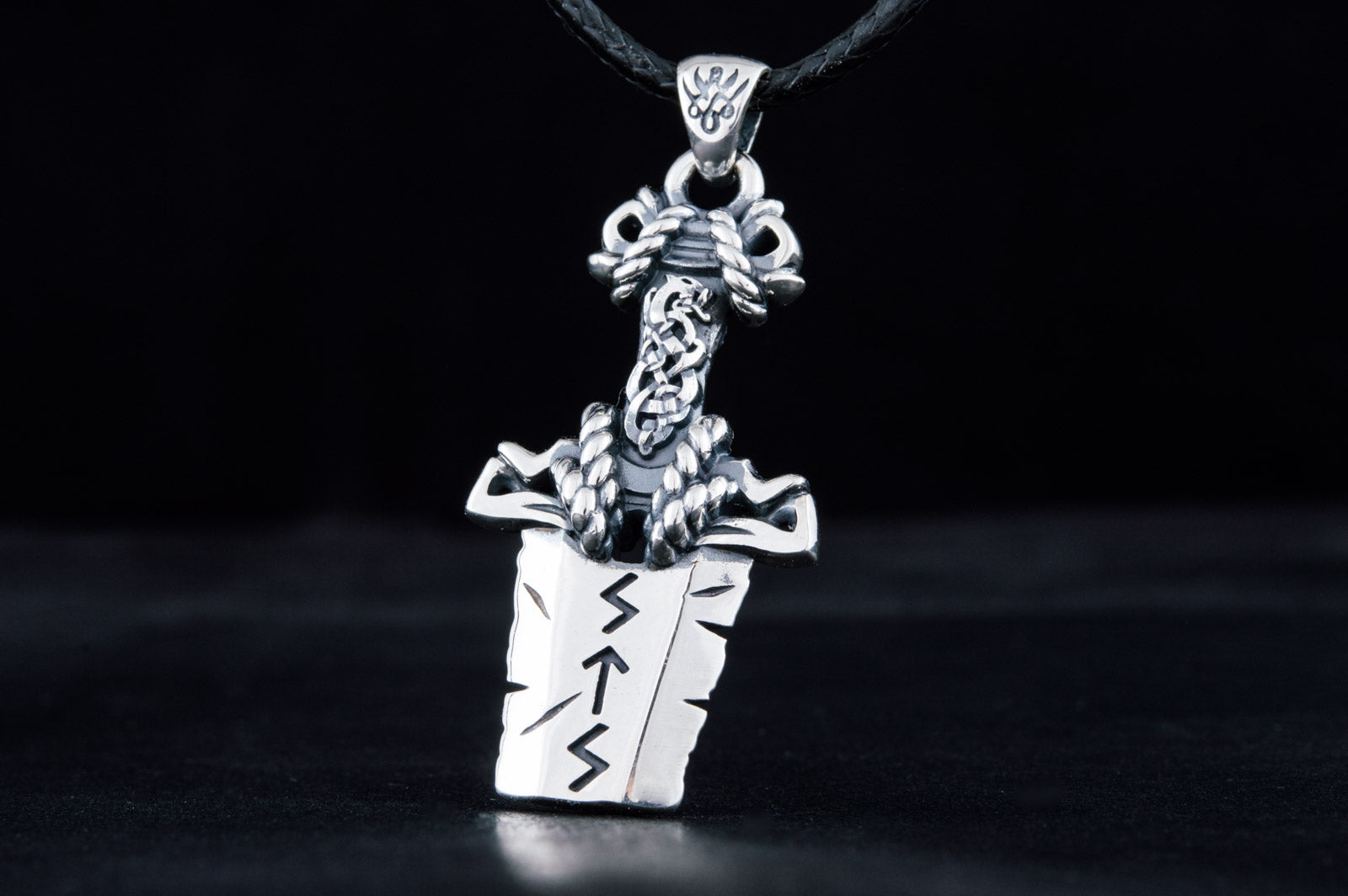 Pendentif Épée et Ornement — Argent 925