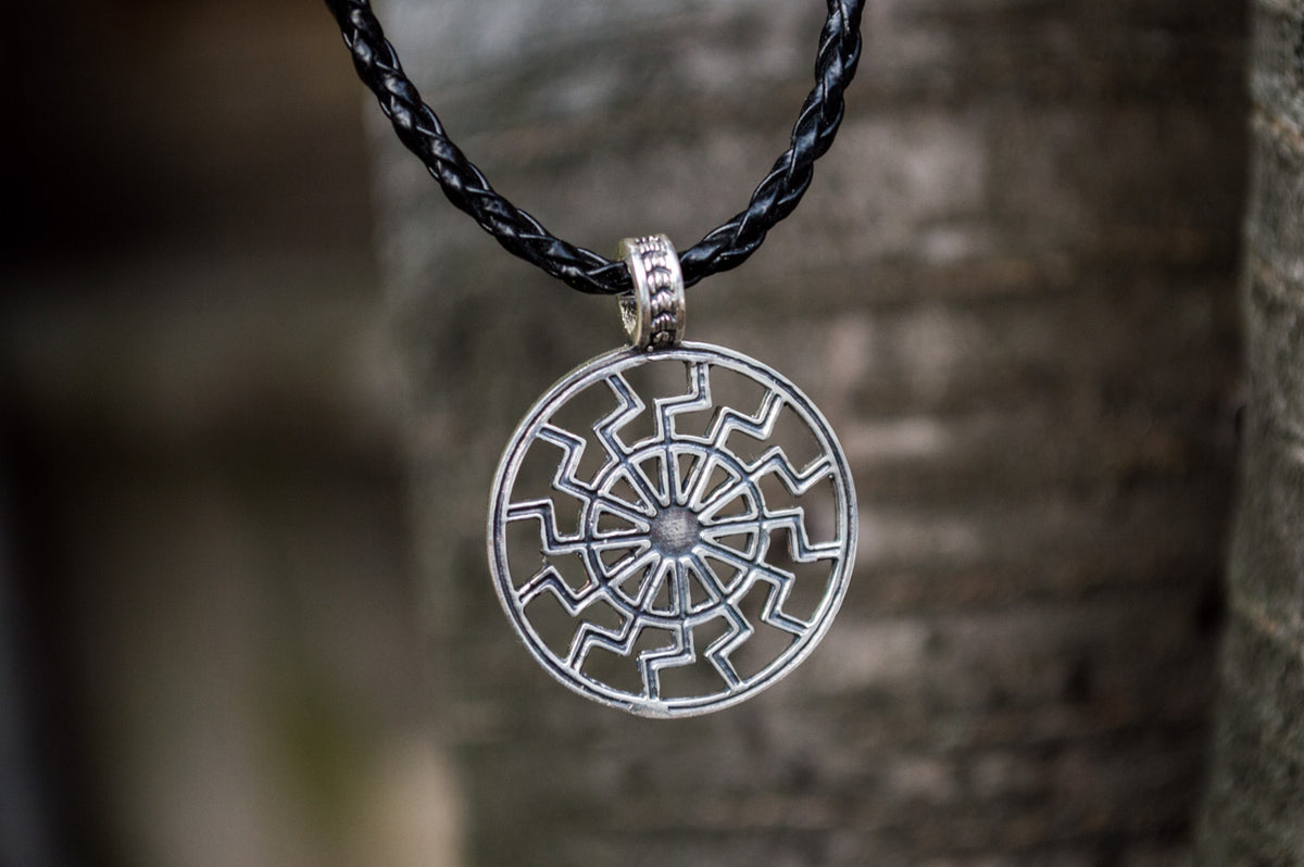 Pendentif Soleil Noir Alva — Argent 925