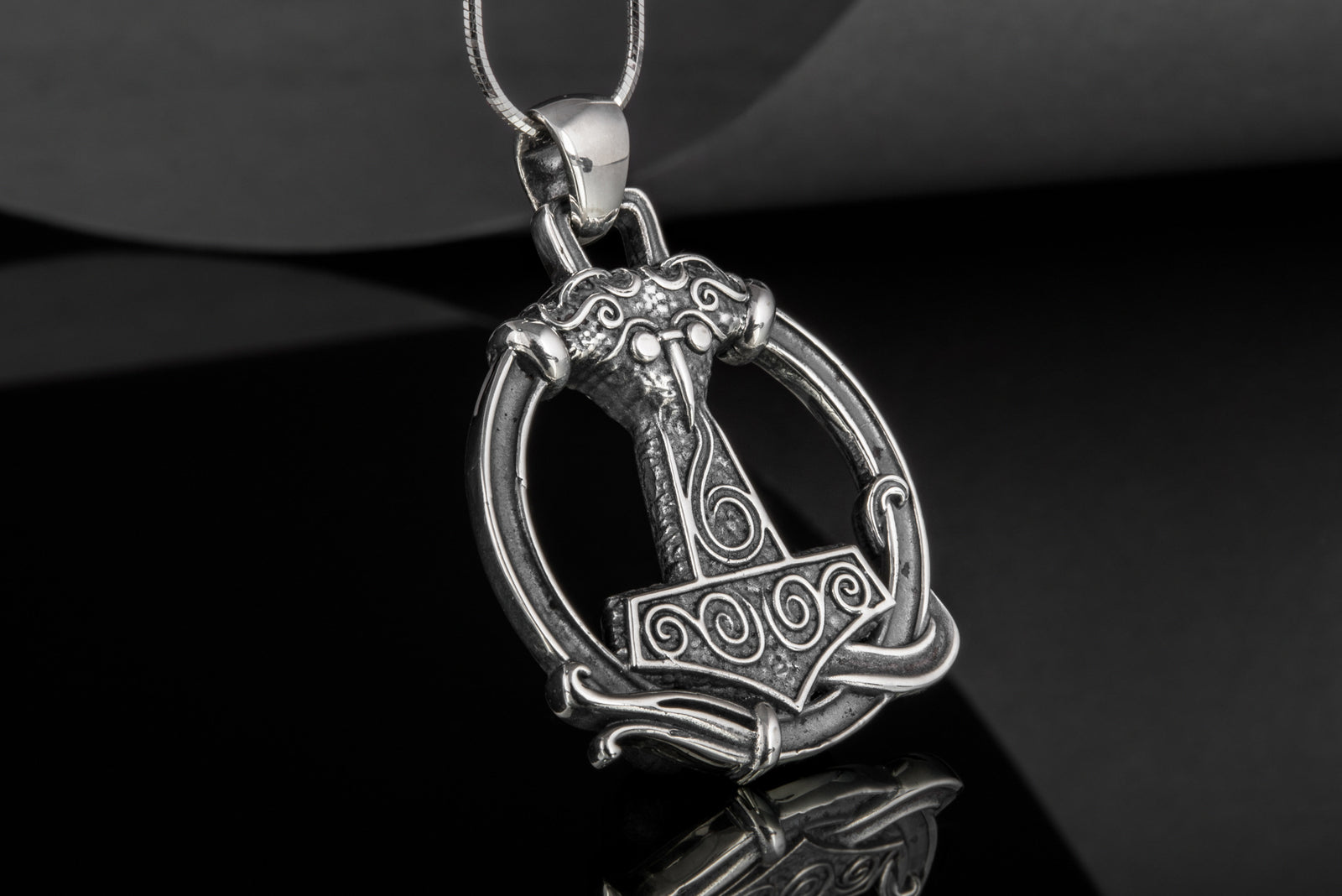 Pendentif Marteau de Thor et Ornement — Argent 925