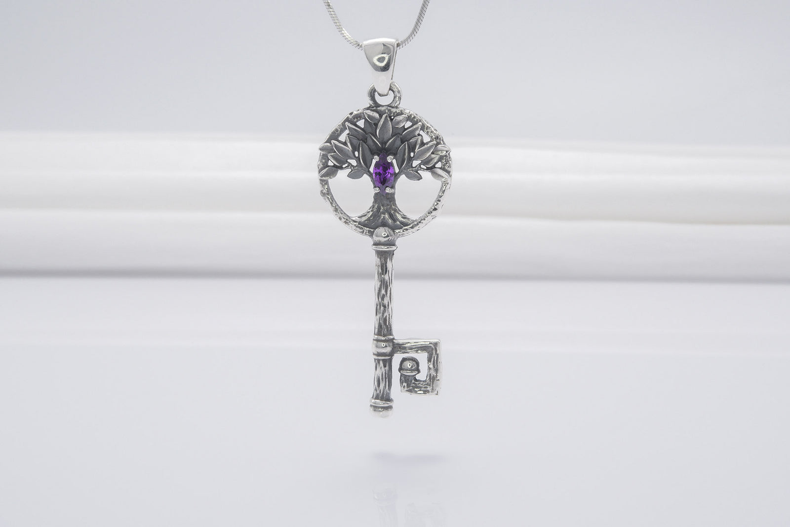 Pendentif Clé et Yggdrasil serti de pierres — Argent 925