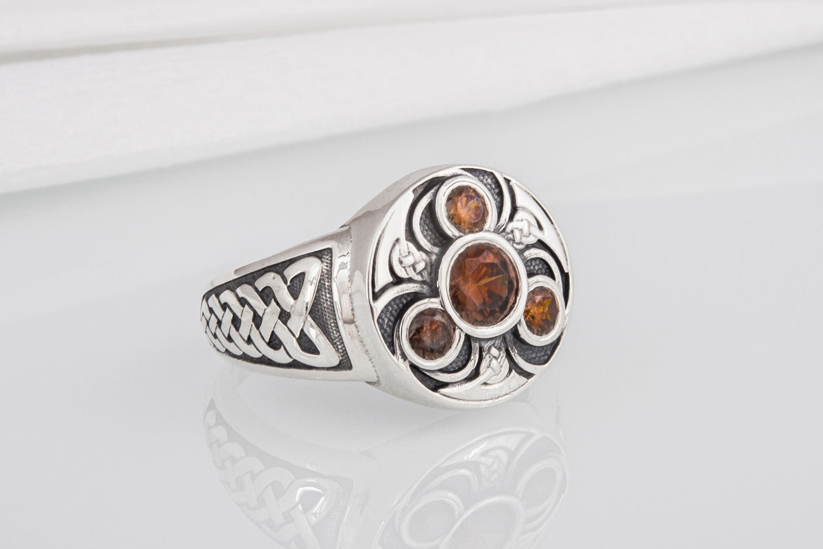 Bague Triquetra et Ornement sertie de pierres — Argent 925