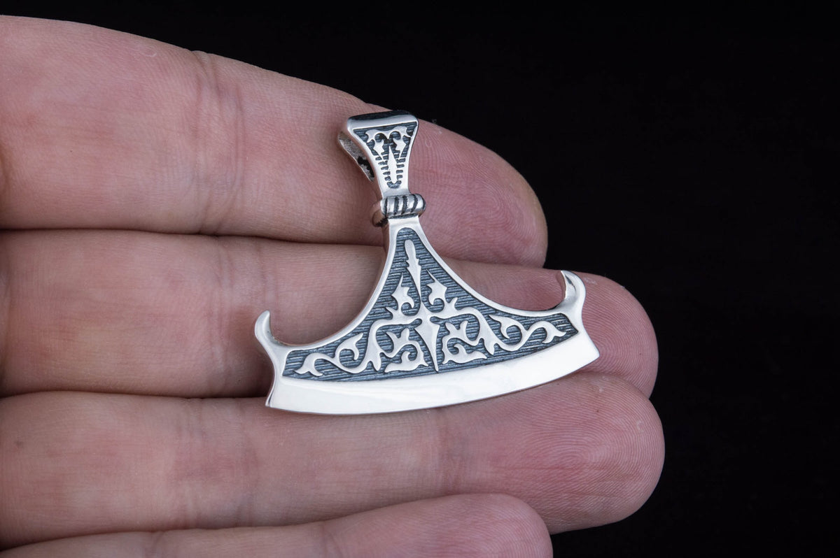 Pendentif Perun et Hache — Argent 925