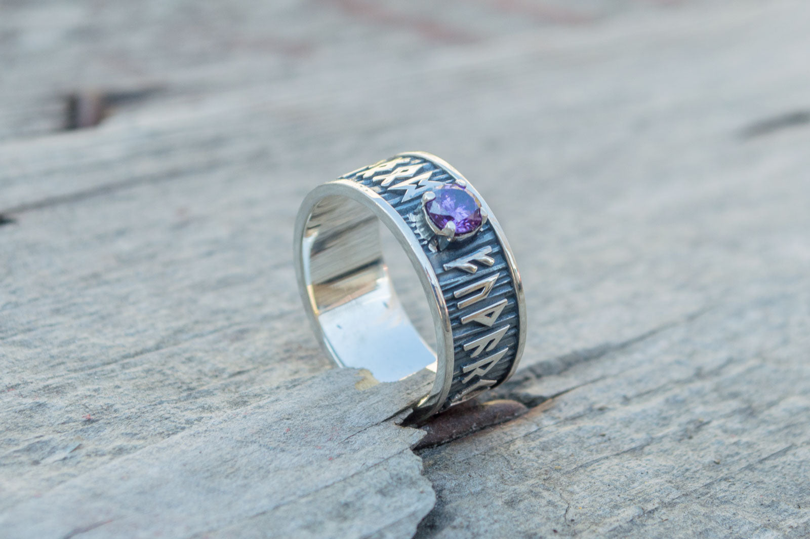 Bague Runes et Ornement Zircon Cubique — Argent 925