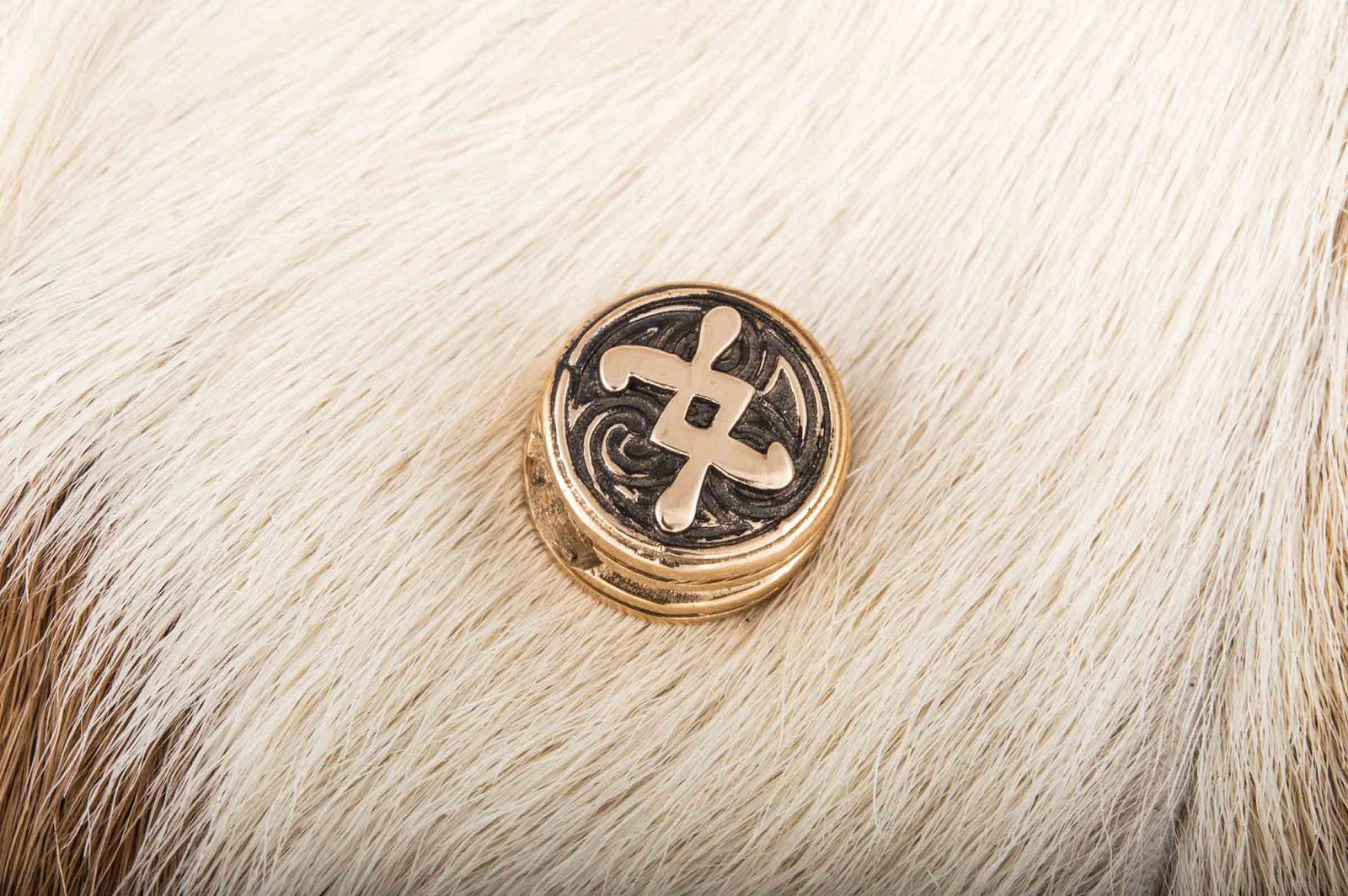 Perle de Barbe Médaillon Rune Ingwaz — Bronze