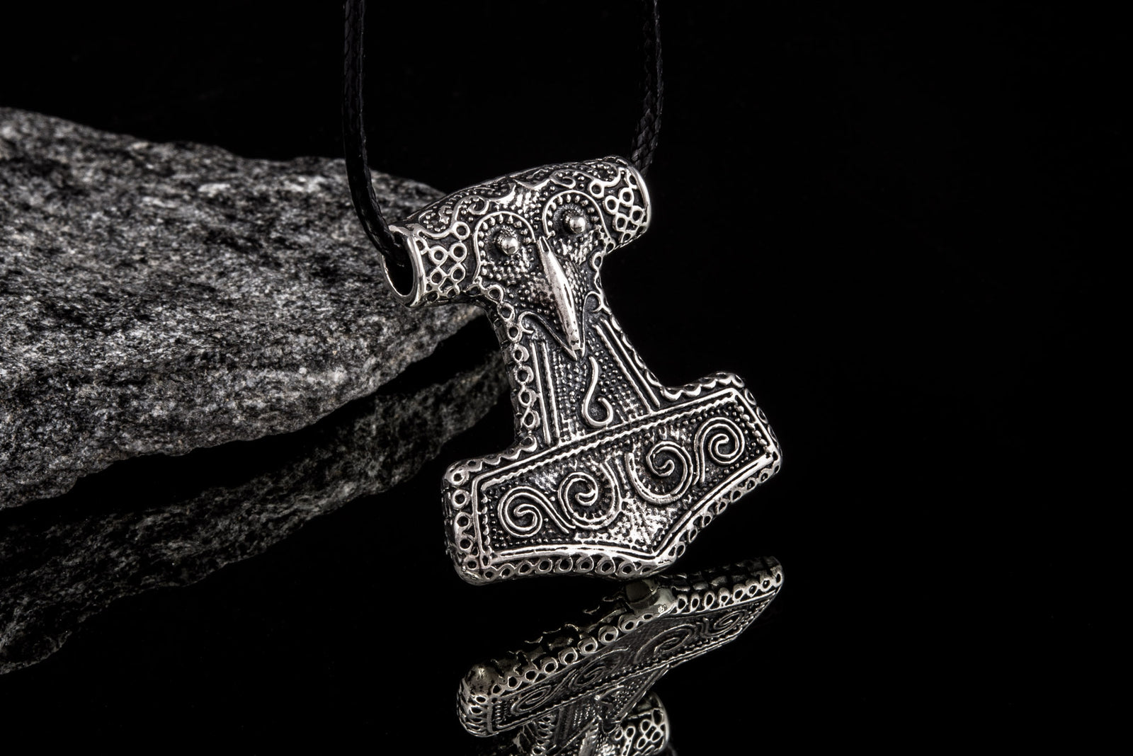 Pendentif Marteau de Thor et Mjölnir Grand Modèle — Argent 925