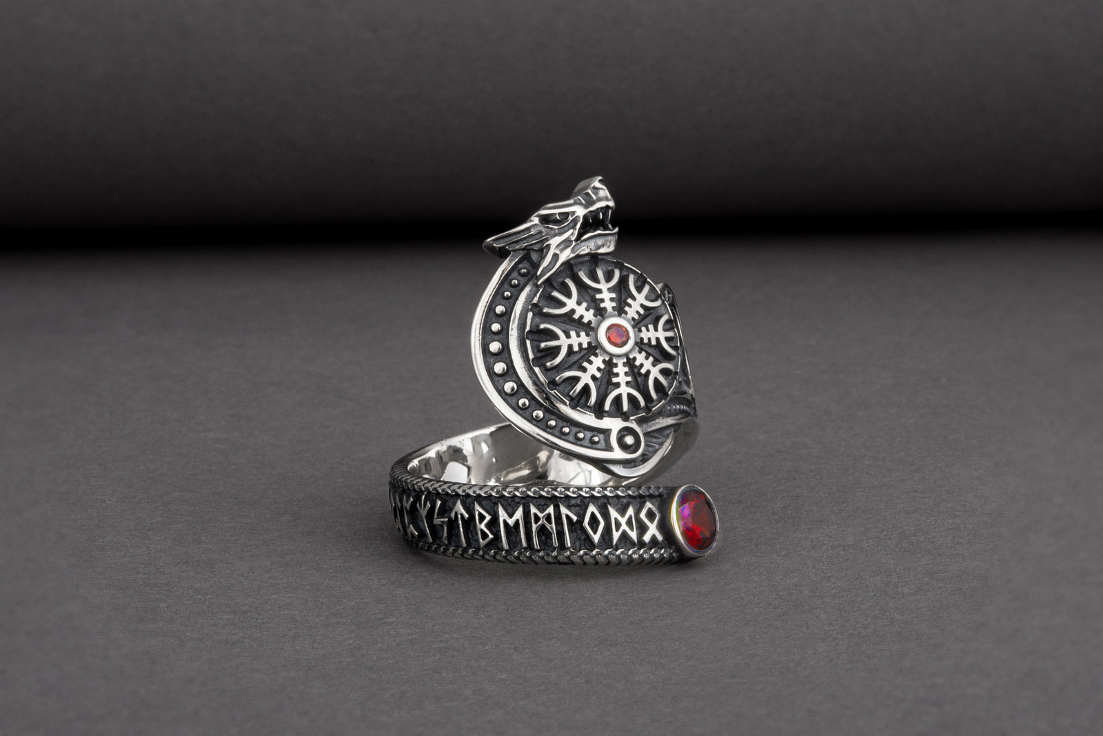 Bague Vegvisir et Loup pierre rouge — Argent 925