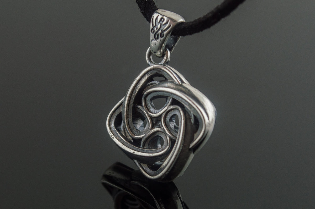 Pendentif Nœud Celtique et Ornement — Argent 925
