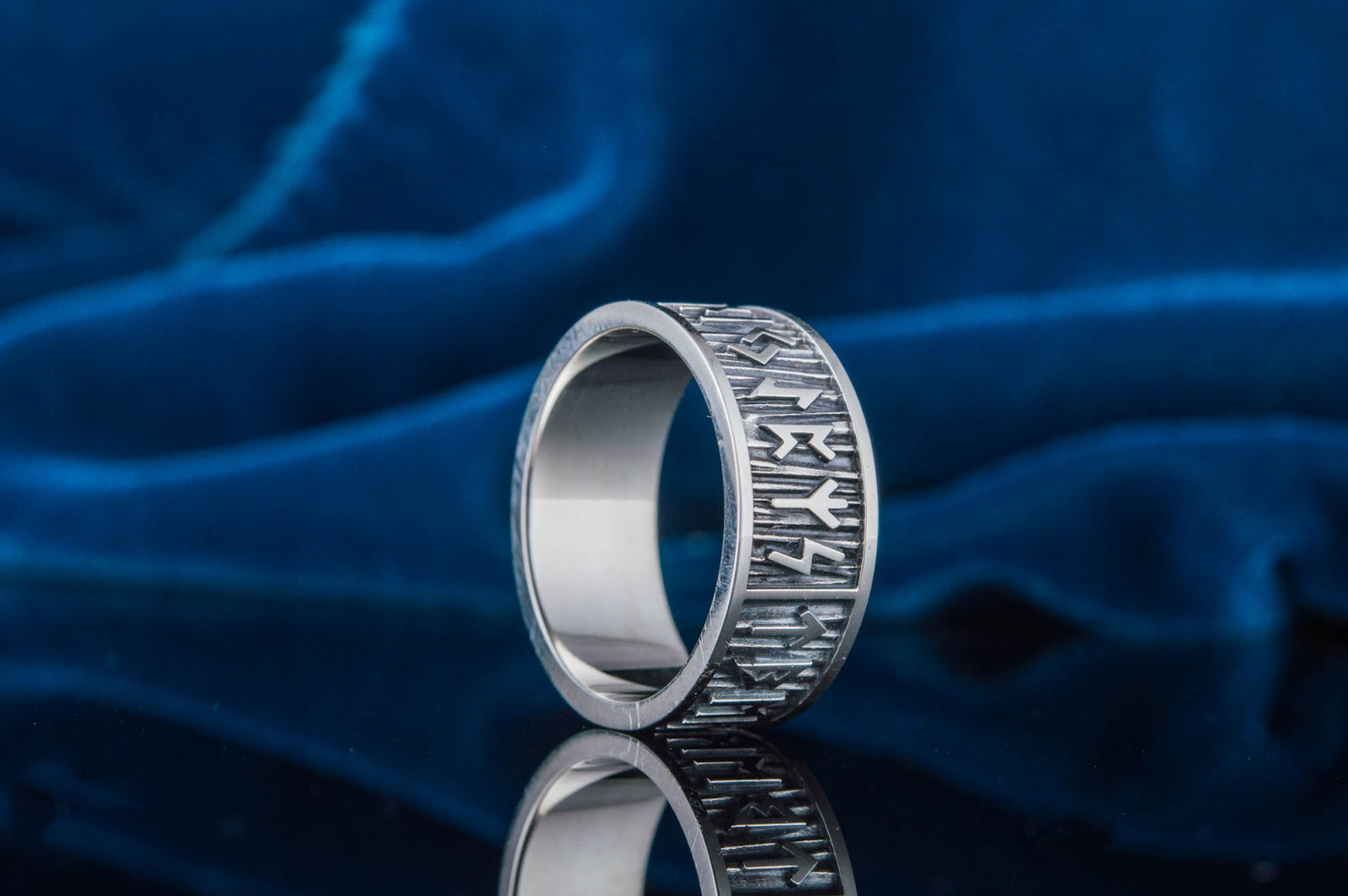 Bague Futhark Ancien et Runes Floki — Argent 925