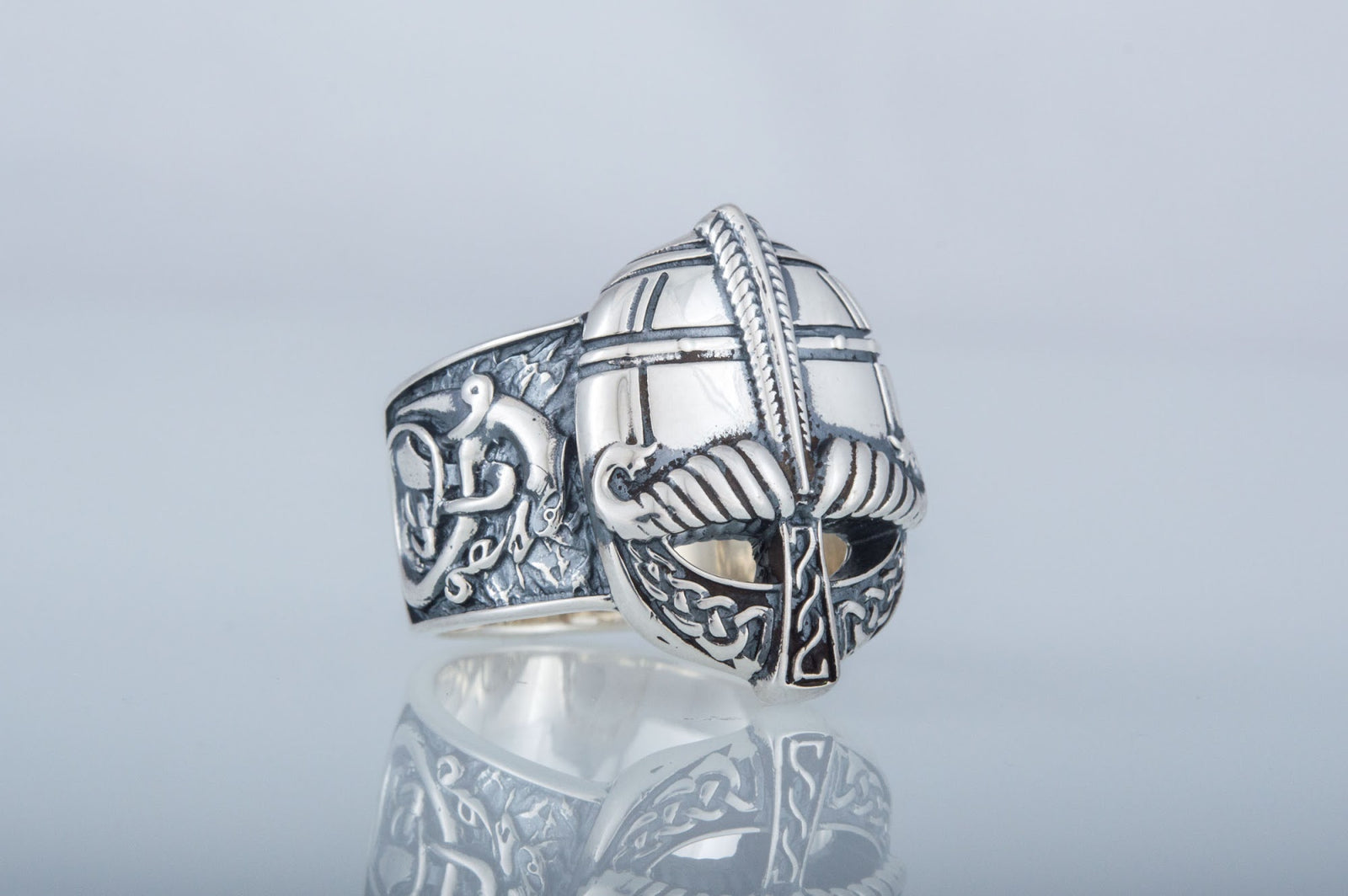 Bague Casque et Ornement Massive — Argent 925