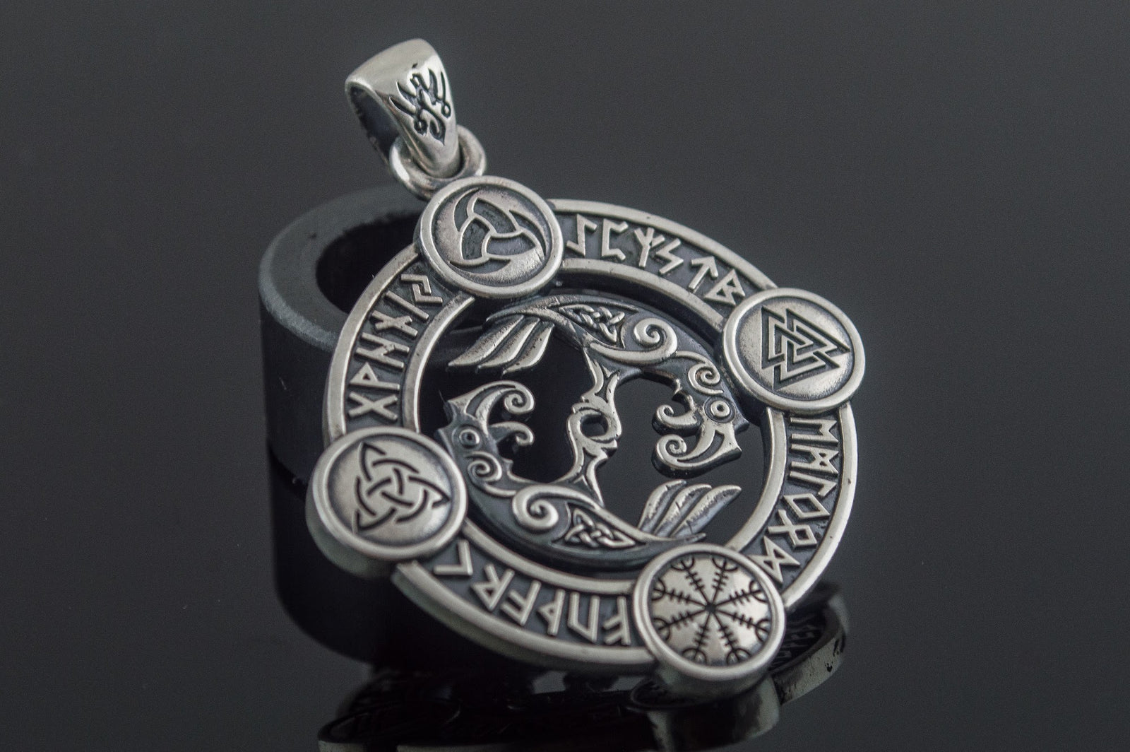 Pendentif Odin et Corbeau — Argent 925