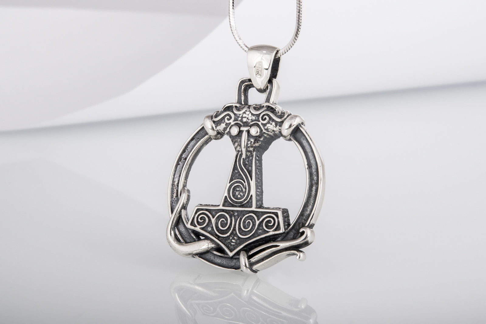 Pendentif Marteau de Thor et Ornement — Argent 925