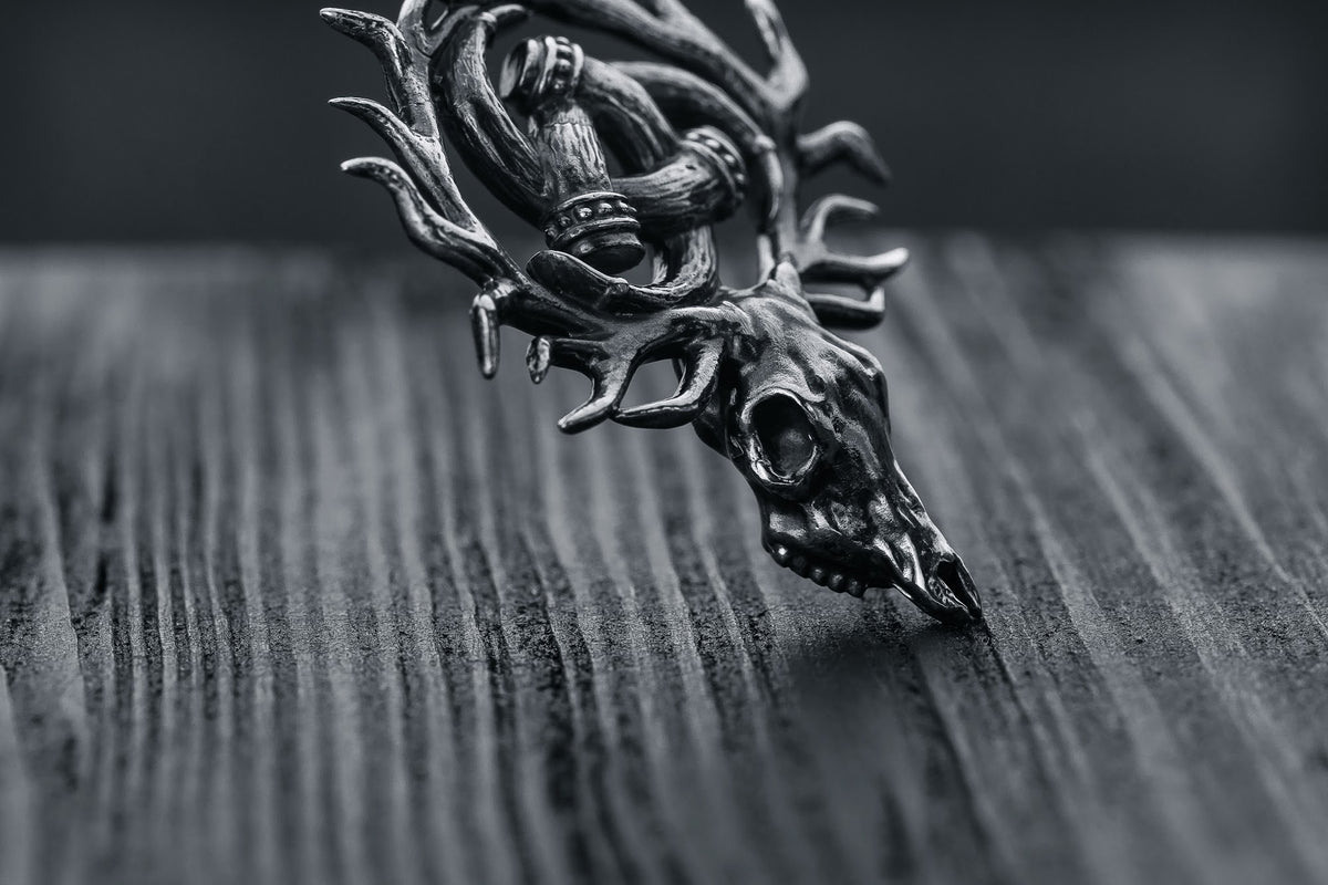 Pendentif Odin et Tête de Mort — Argent 925