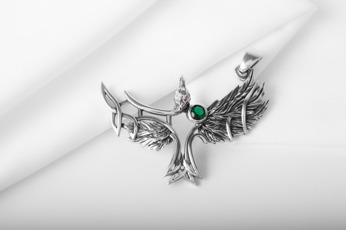 Pendentif Corbeau et Nœud Celtique pierre verte — Argent 925