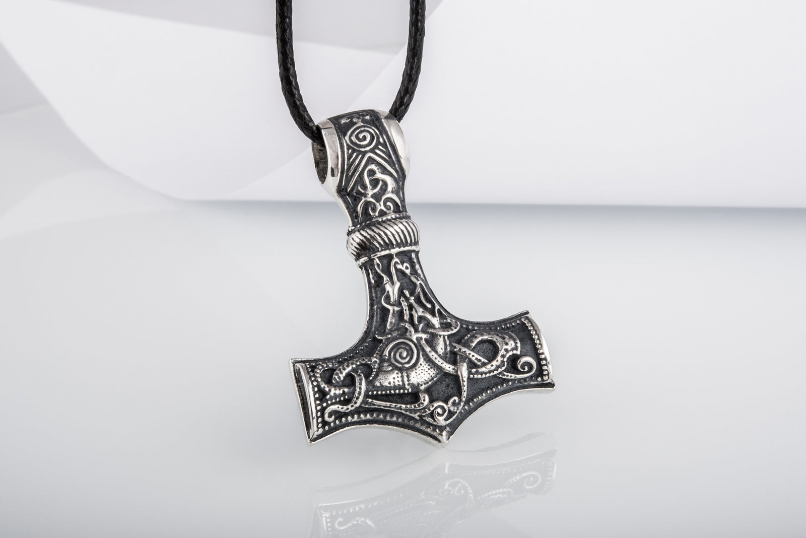 Pendentif Marteau de Thor et Mjölnir Ornement — Argent 925
