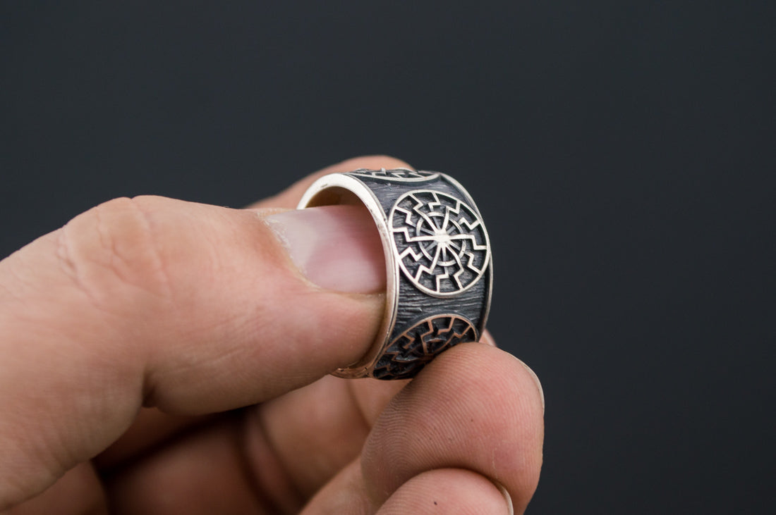 Bague Soleil Noir Ragnar — Argent 925