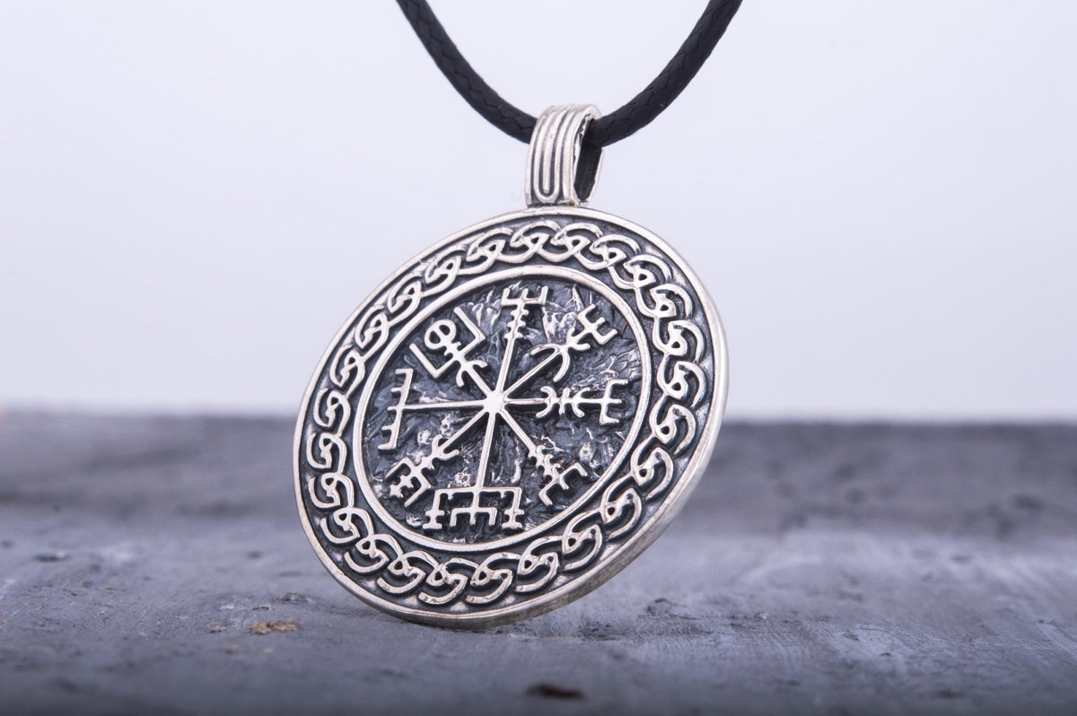 Pendentif Vegvisir et Ornement — Argent 925